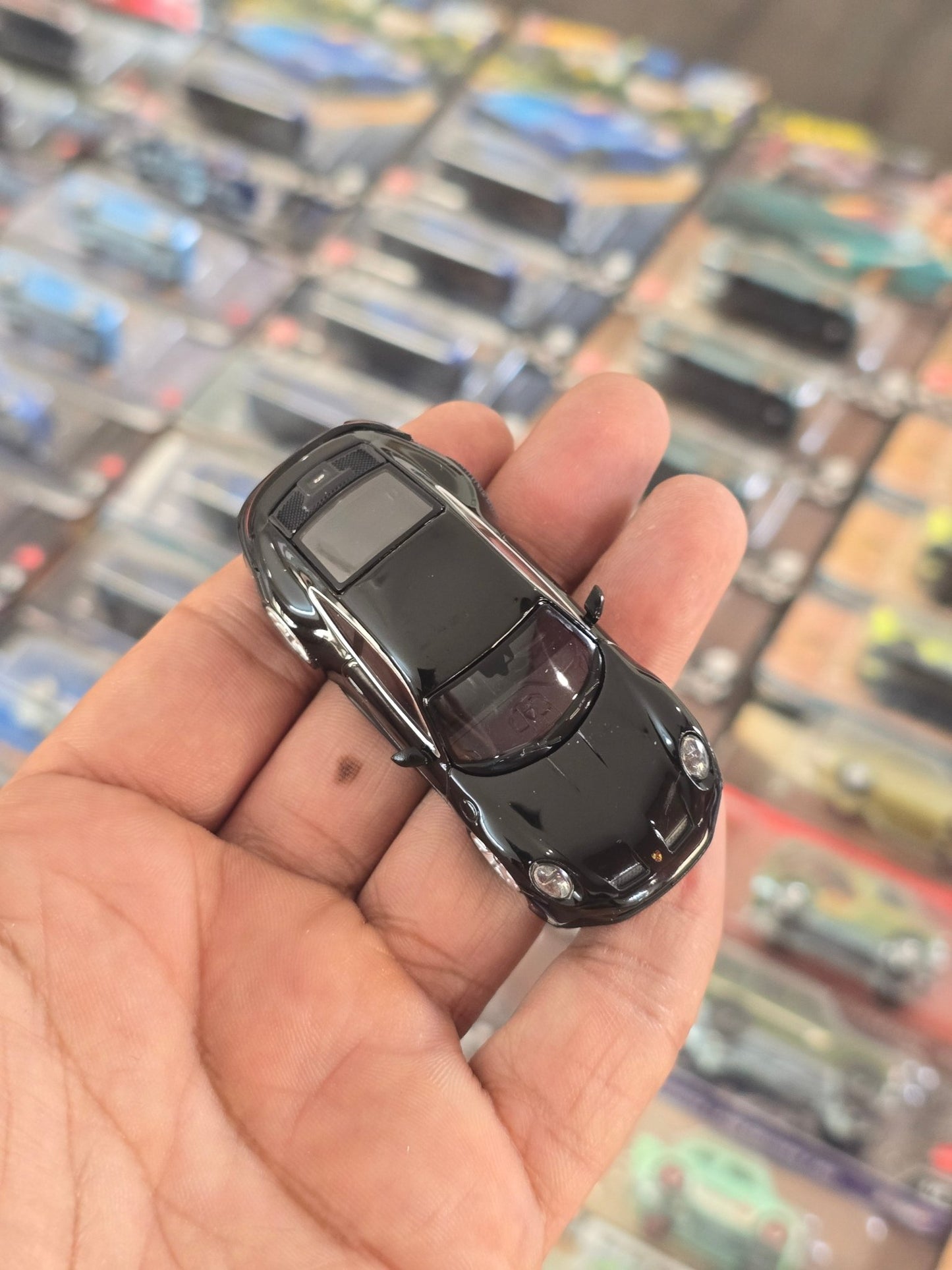 Mini GT Porsche 911 GT3 Touring (Open Box) - Kinder Logs