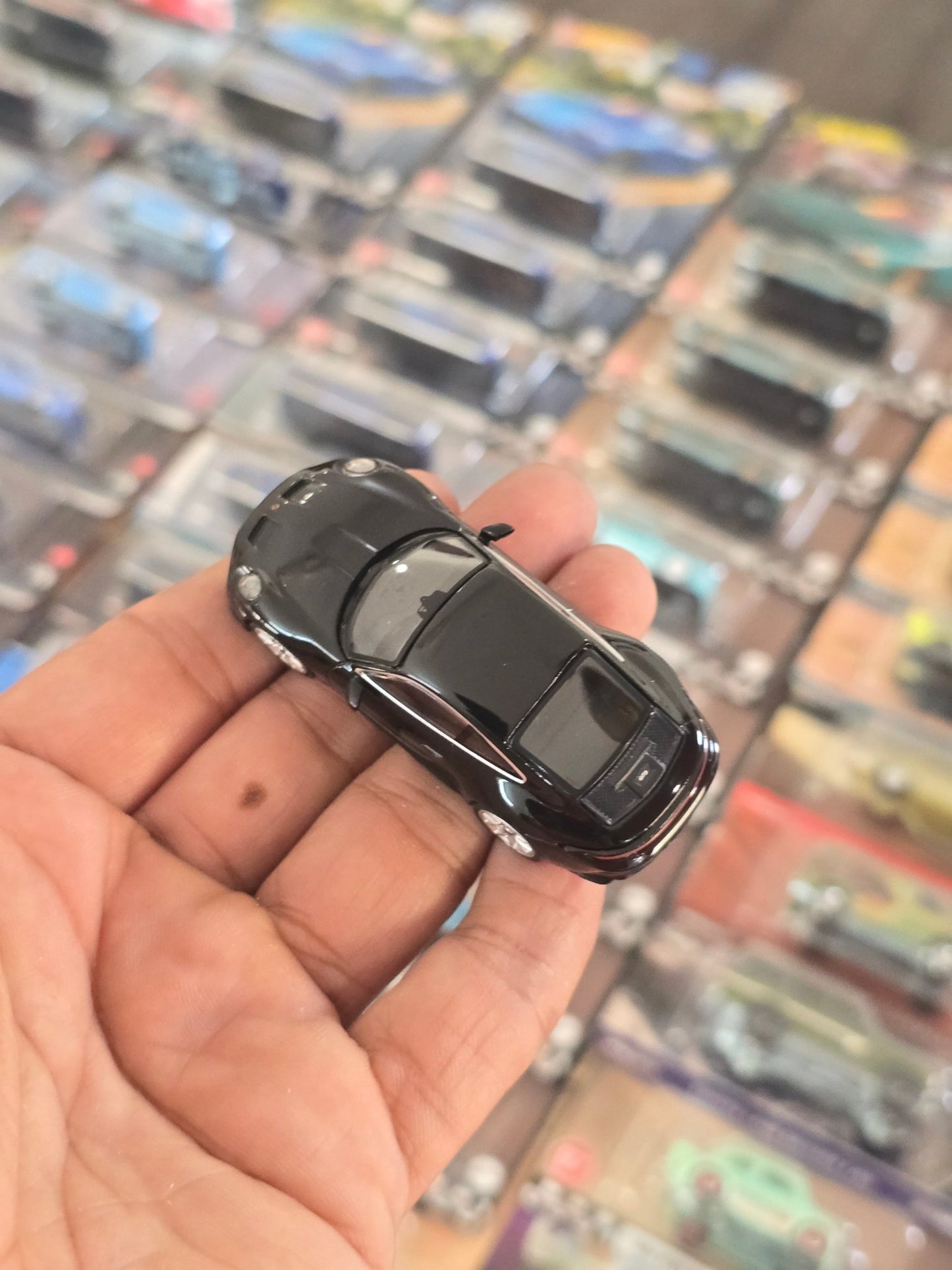 Mini GT Porsche 911 GT3 Touring (Open Box) - Kinder Logs