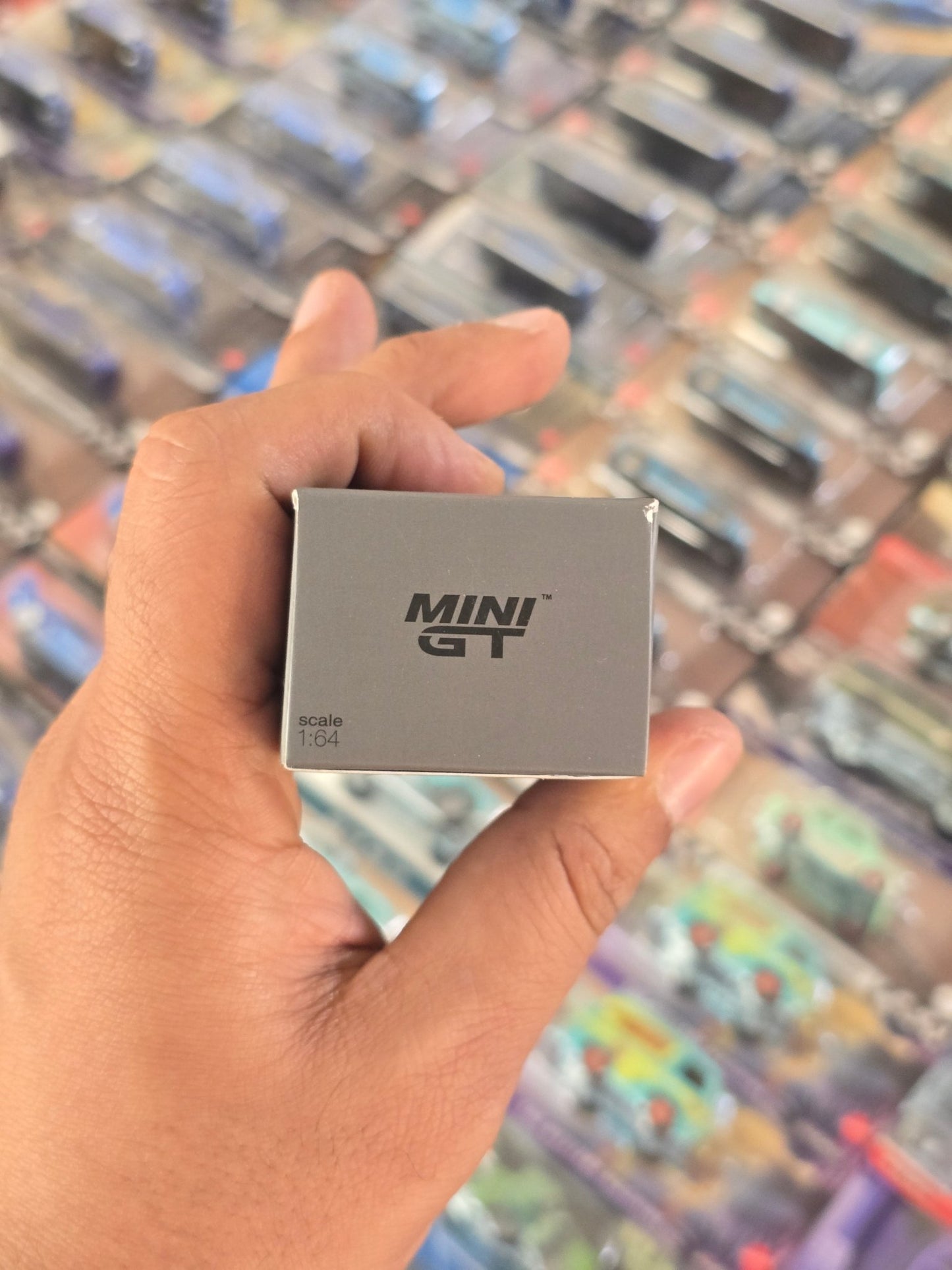 Mini GT Porsche 911 GT3 Touring (Open Box) - Kinder Logs