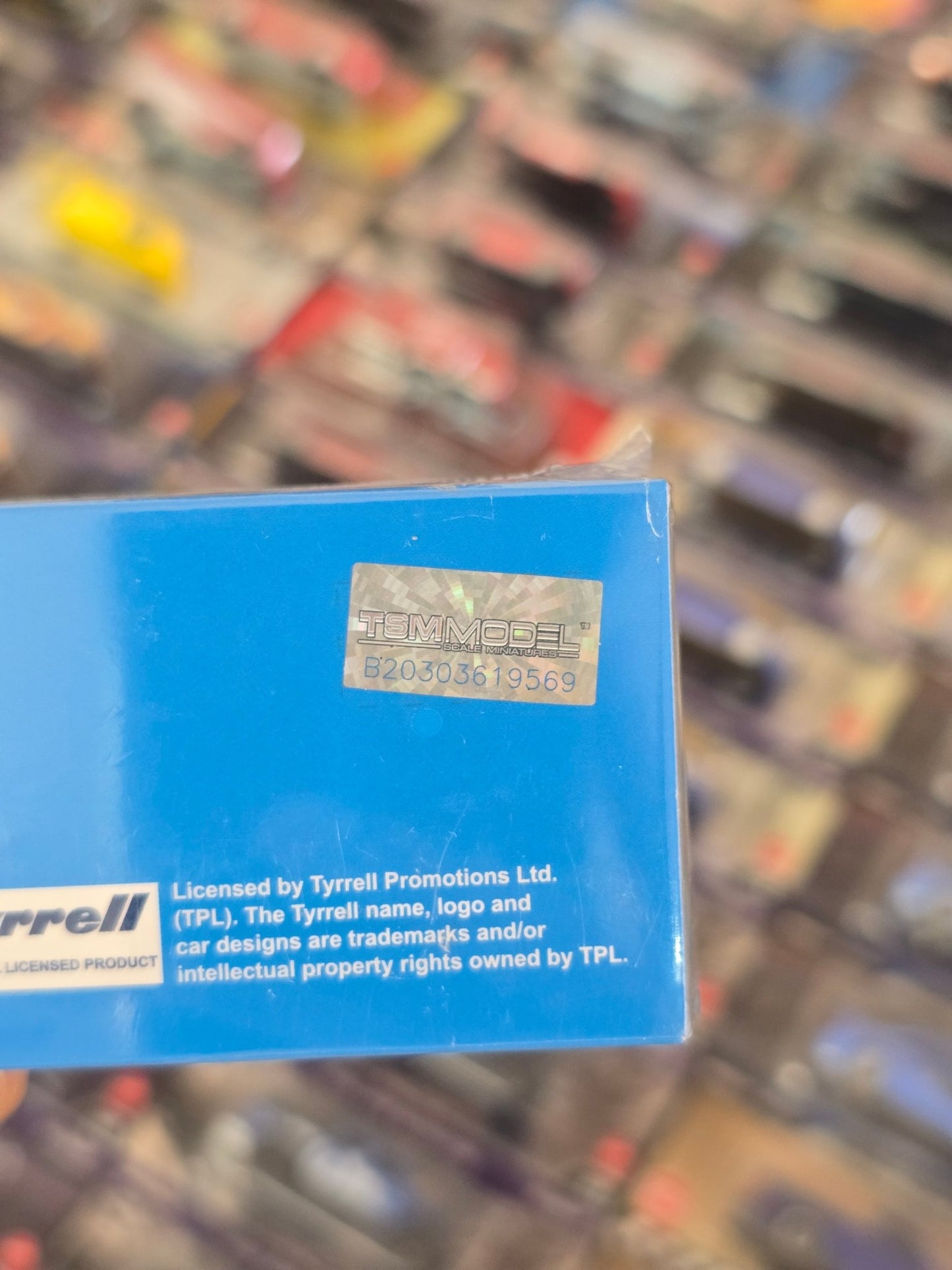 Mini GT Tyrrell P34 #3 Jody Scheckter - 1976 Swedish GP Winner (Sealed Box) - Kinder Logs