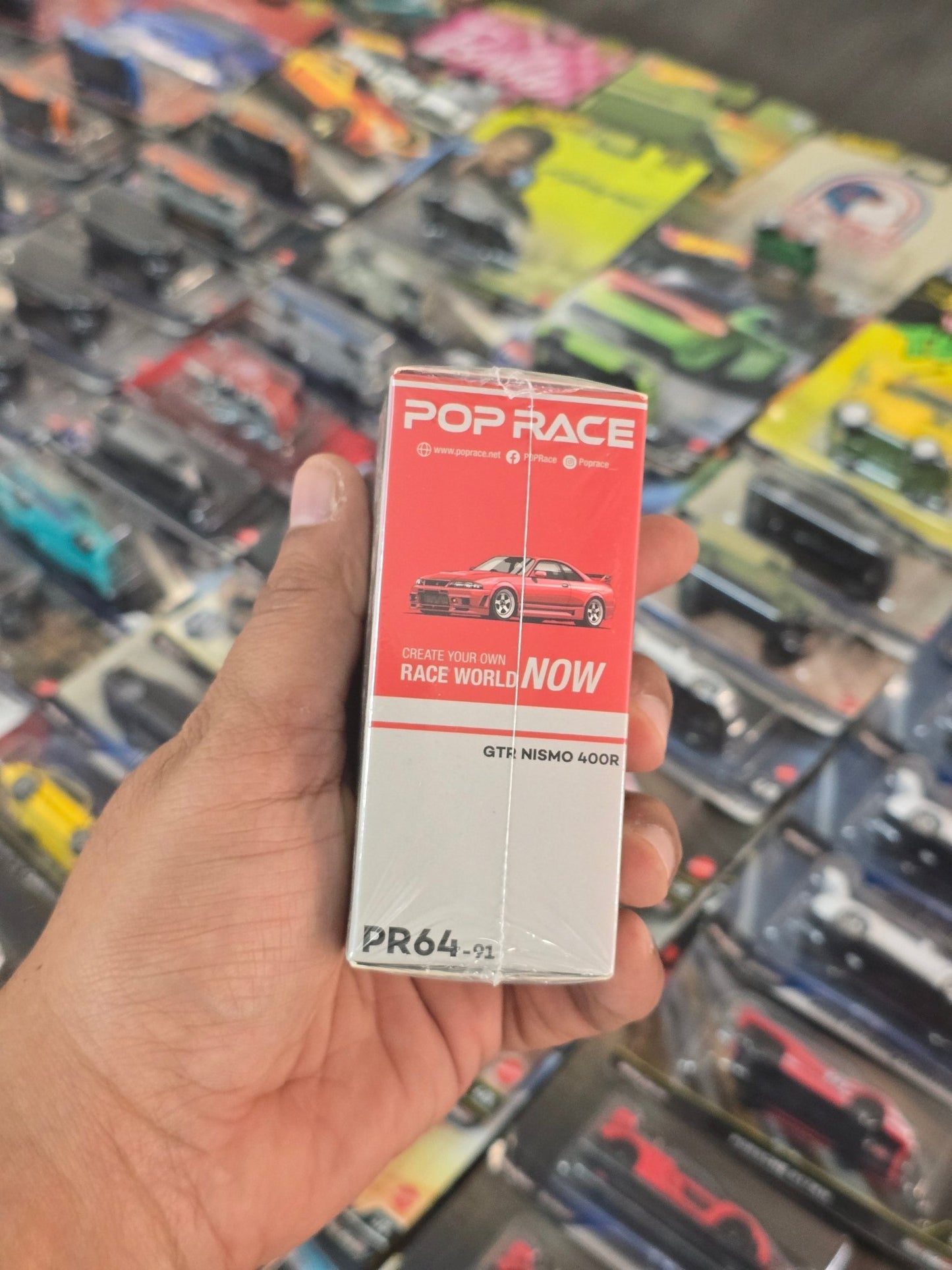 Pop Race Nissan Skyline GT - R R33 Nismo 400R (Red) - Sealed Box - Kinder Logs