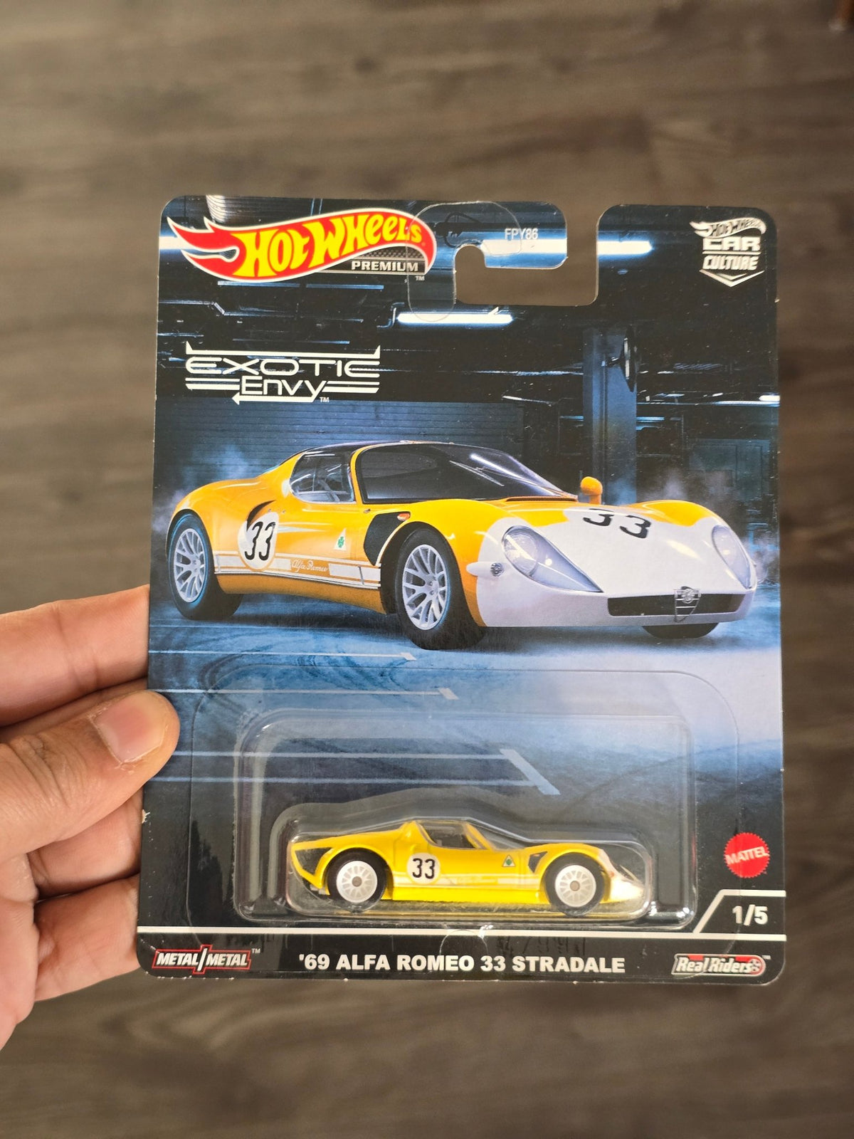 Premium Hot Wheels 1969 Alfa Romeo 33 Stradale (Exotic Envy) - Kinder Logs