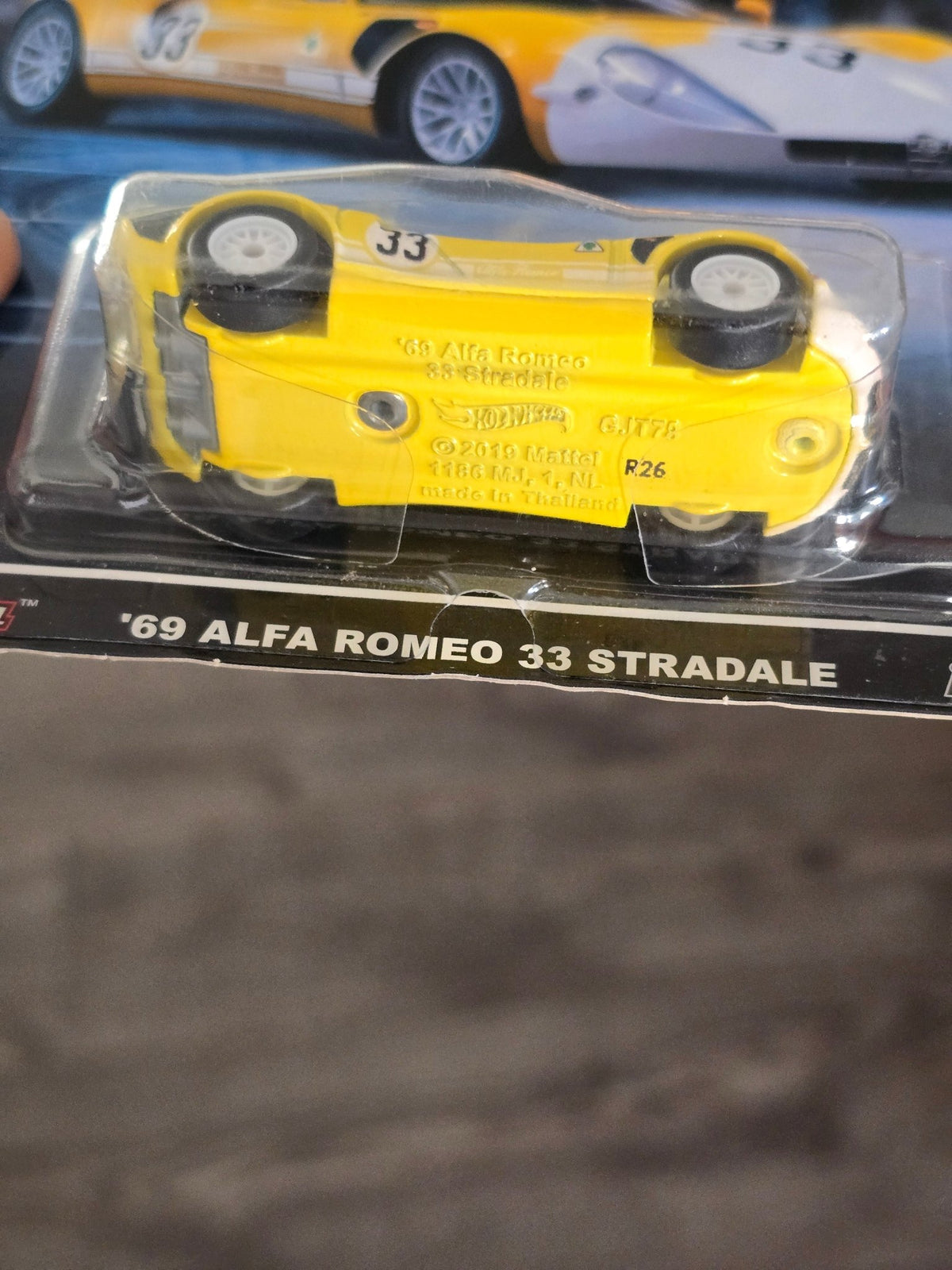 Premium Hot Wheels 1969 Alfa Romeo 33 Stradale (Exotic Envy) - Kinder Logs