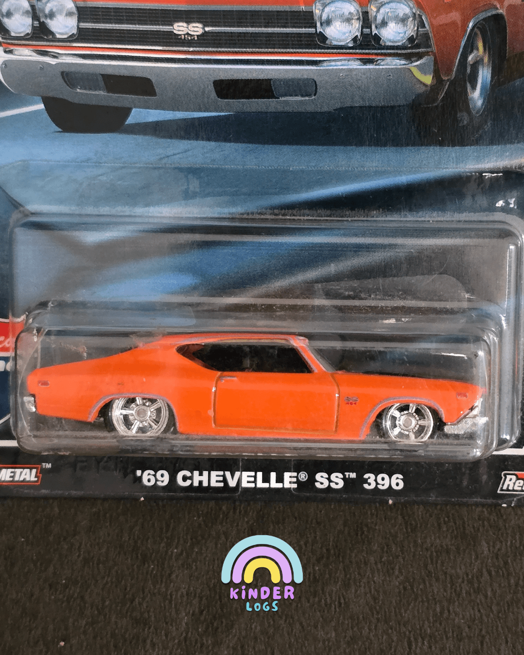 Premium Hot Wheels 1969 Chevelle SS 396 - American Scene (Imported) - Kinder Logs