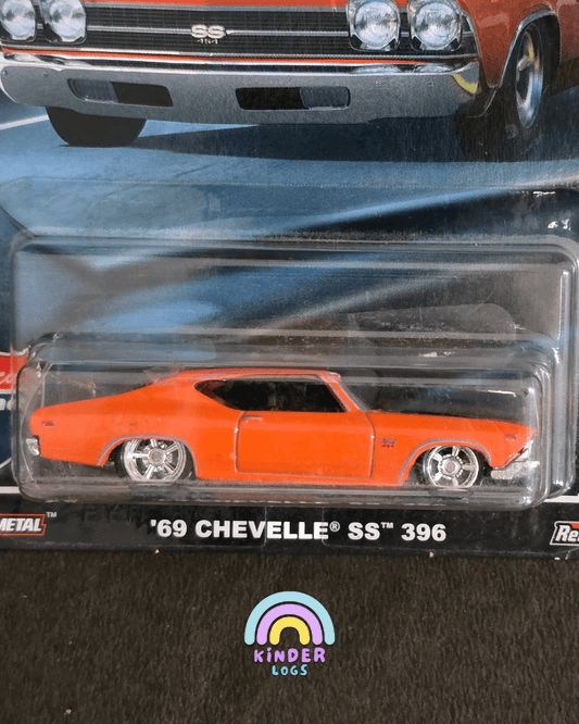 Premium Hot Wheels 1969 Chevelle SS 396 - American Scene (Imported) - Kinder Logs