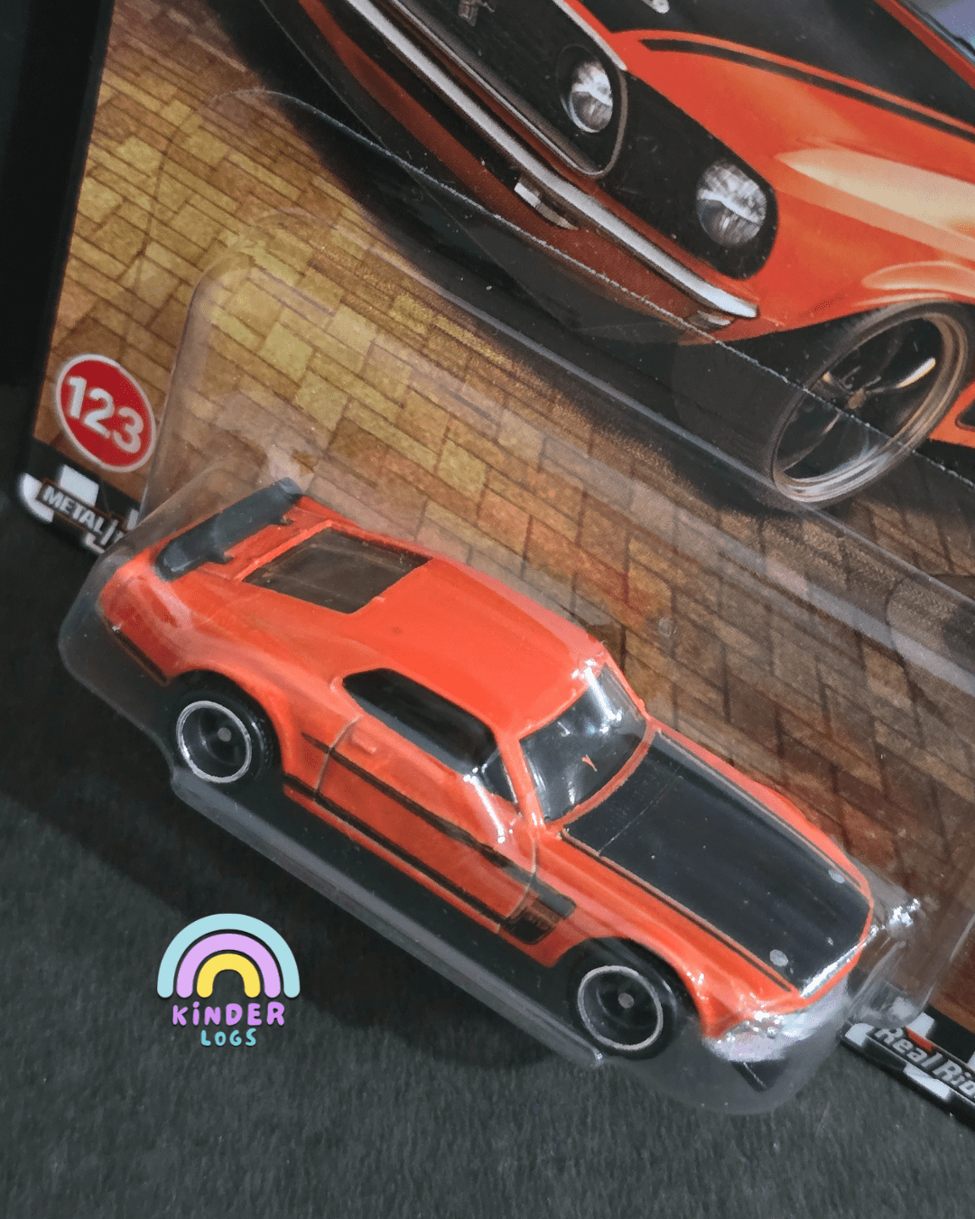 Premium Hot Wheels 1969 Ford Mustang Boss 302 - Boulevard 123 (Imported) - Kinder Logs