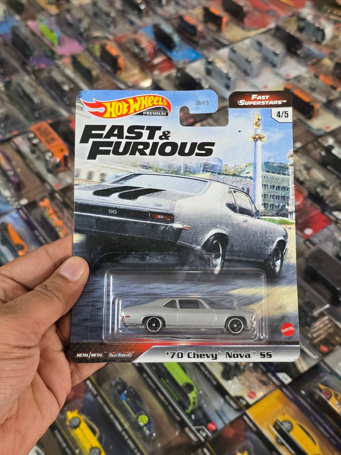 Premium Hot Wheels 1970 Chevy Nova SS - Fast & Furious (Fast Superstars) - Kinder Logs