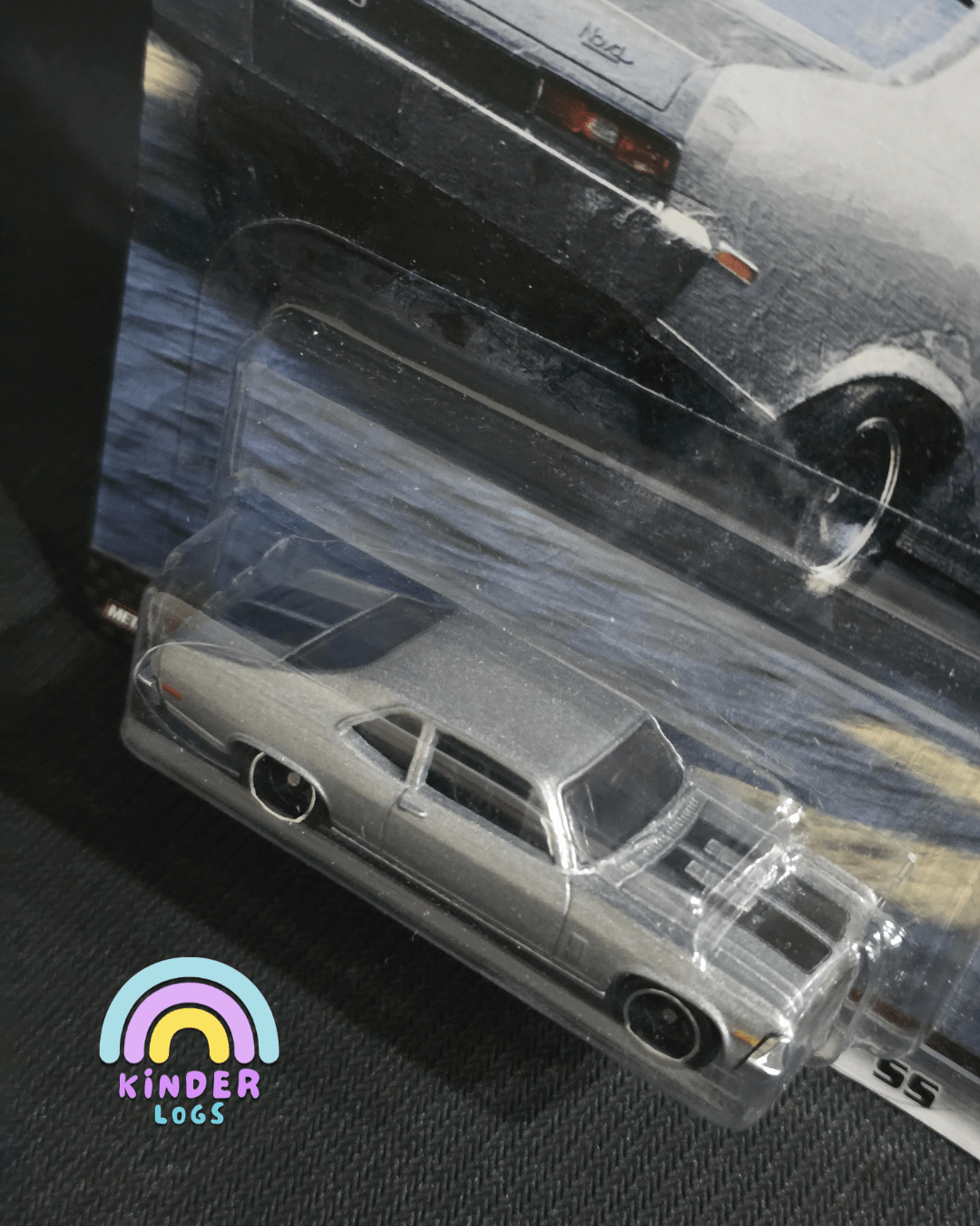 Premium Hot Wheels 1970 Chevy Nova SS - Fast & Furious (Fast Superstars) - Kinder Logs