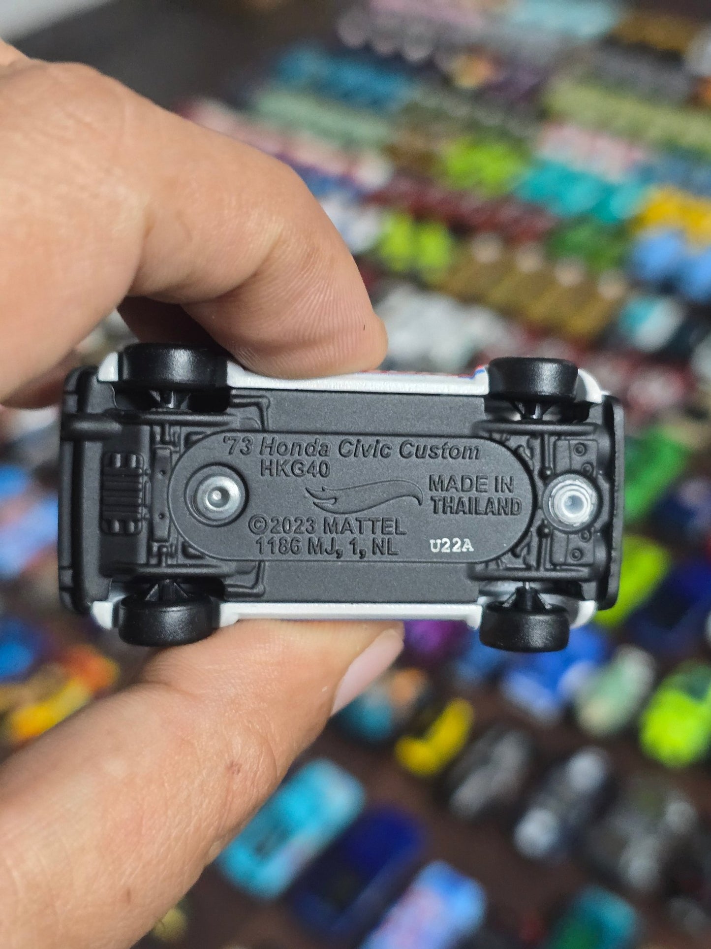 Premium Hot Wheels 1973 Honda Civic Custom (Uncarded - New) - Kinder Logs