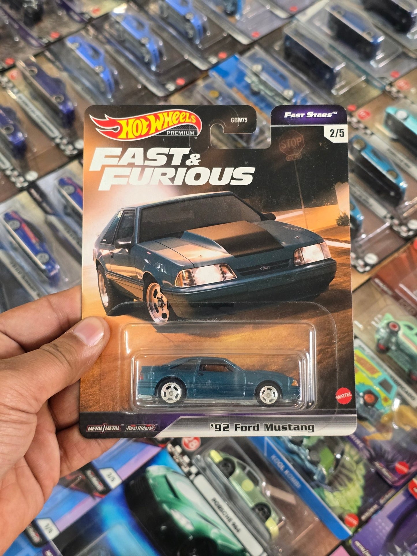 Premium Hot Wheels 1992 Ford Mustang - Fast & Furious (Imported) - Kinder Logs