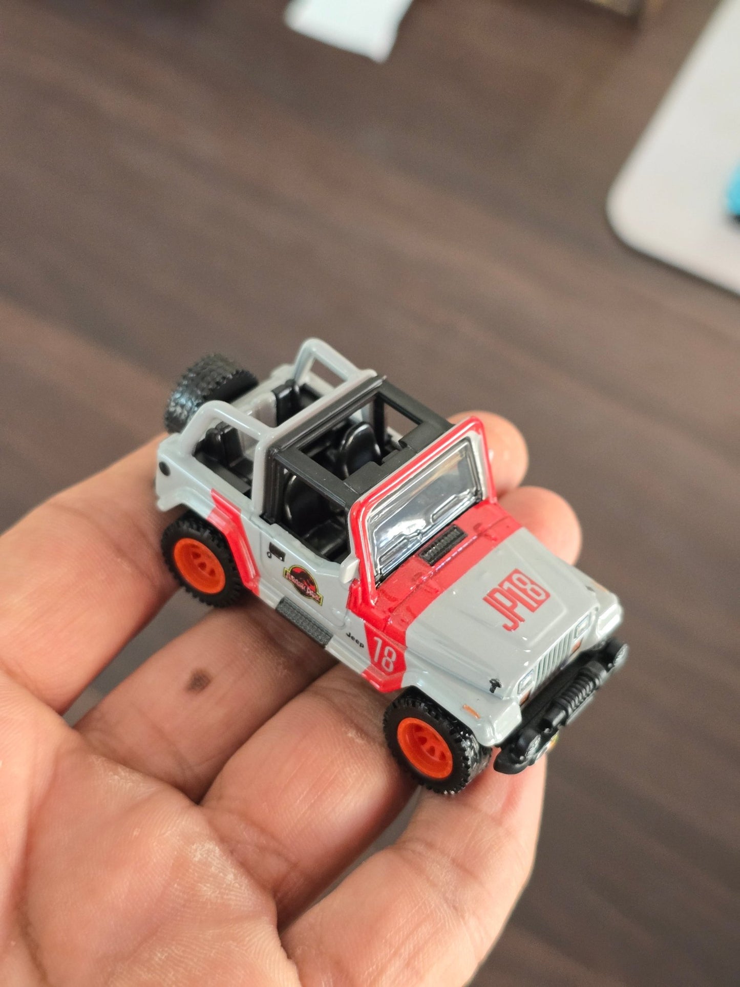 Premium Hot Wheels 1992 Jeep Wrangler Sahara (Uncarded) - Kinder Logs
