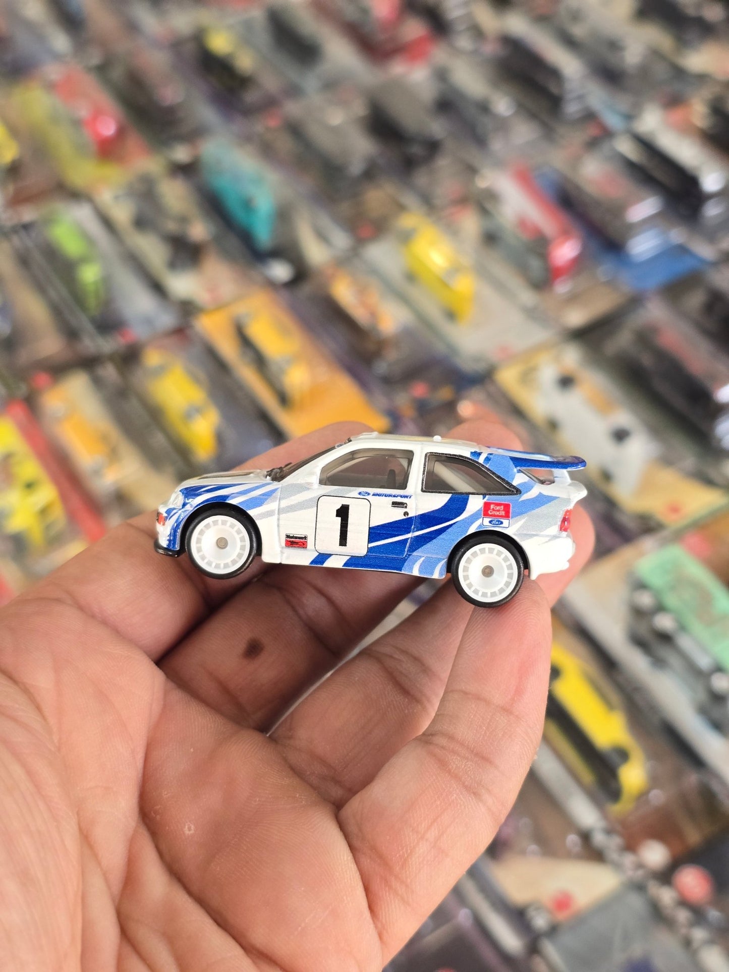 Premium Hot Wheels 1993 Ford Escort RS Cosworth - White (Uncarded) - Kinder Logs