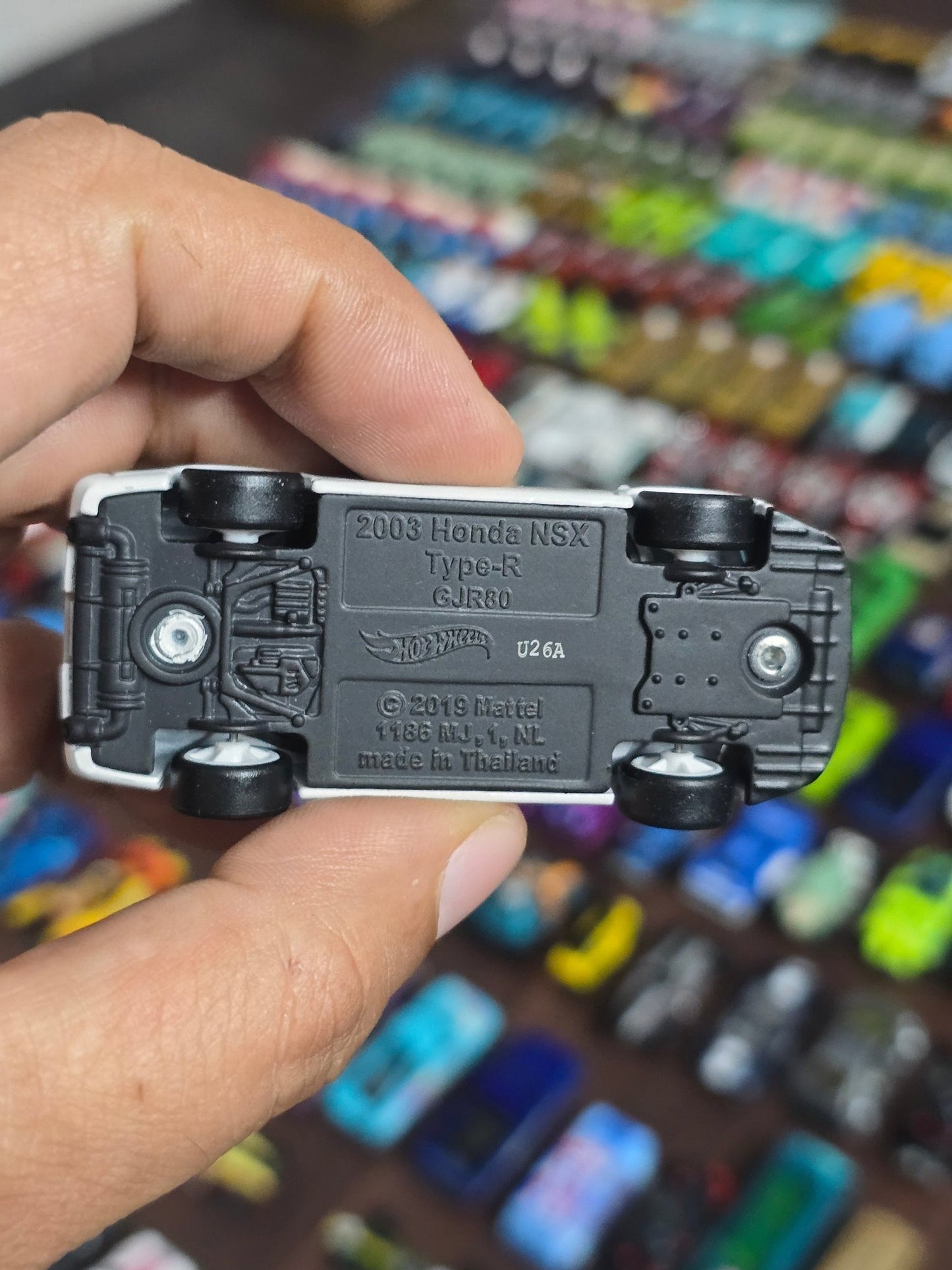 Premium Hot Wheels 2003 Honda NSX - R - White (Uncarded - New) - Kinder Logs