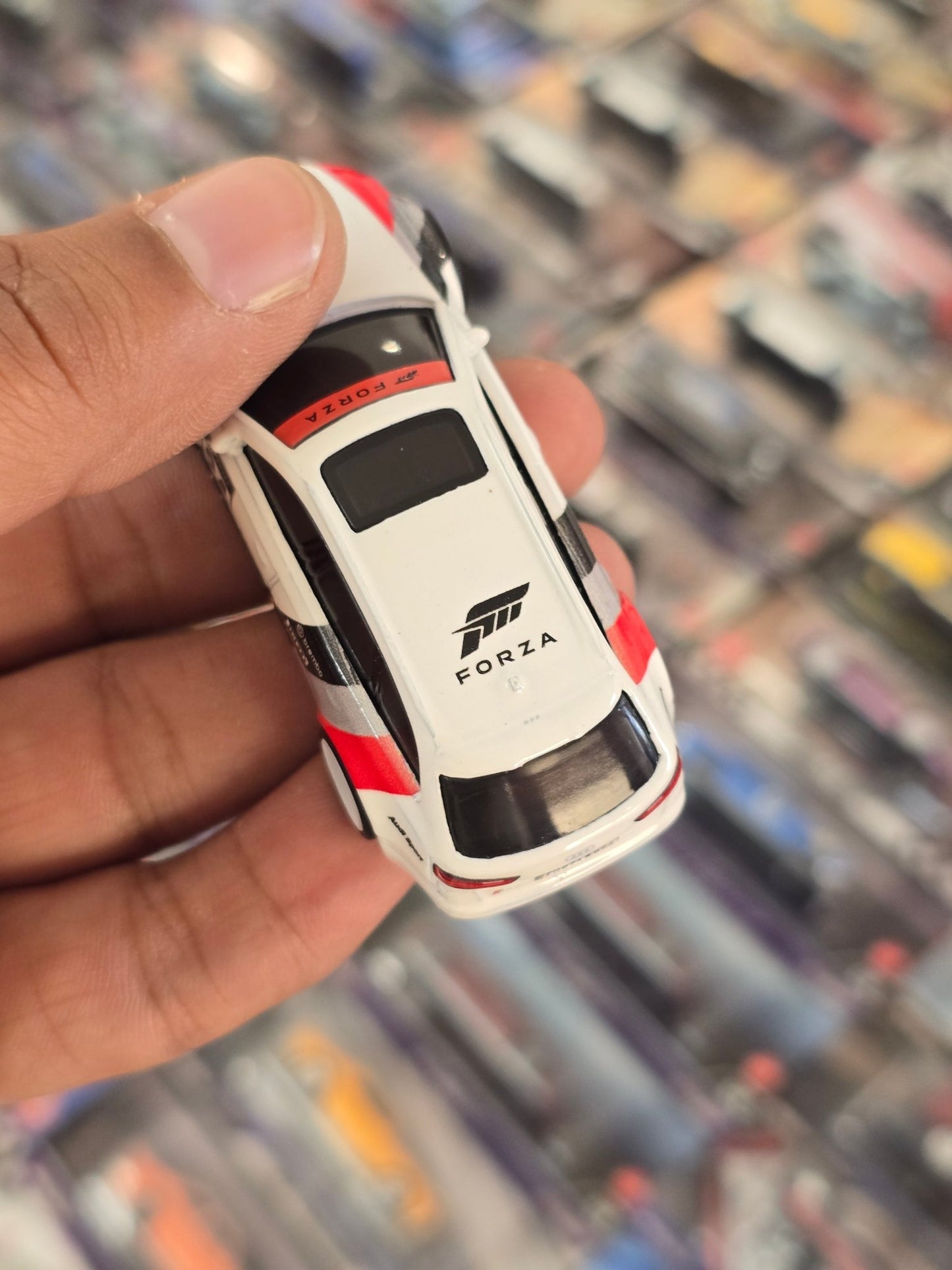 Premium Hot Wheels 2017 Audi RS6 Avant - Forza (Uncarded) - Kinder Logs