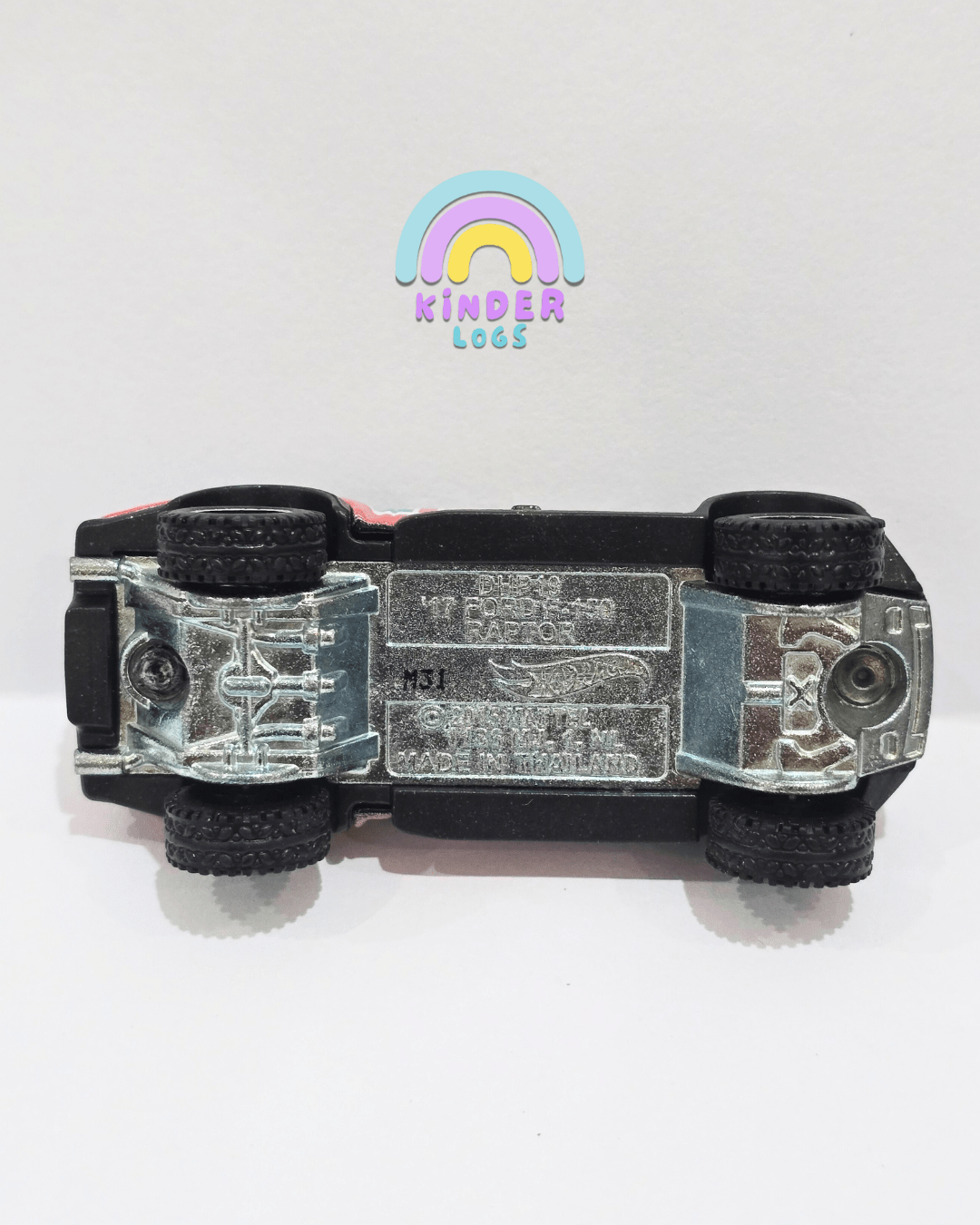 Premium Hot Wheels 2017 Ford F - 150 Raptor (Imported) - Kinder Logs