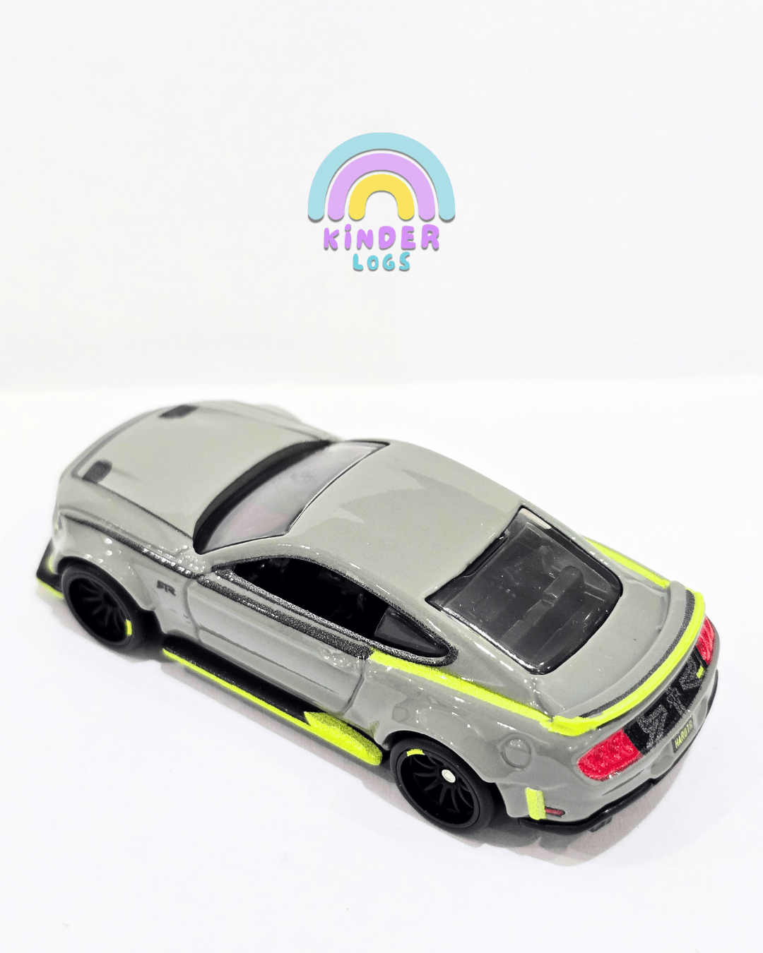 Premium Hot Wheels 2018 Ford Mustang RTR Spec 5 (Uncarded) - Kinder Logs