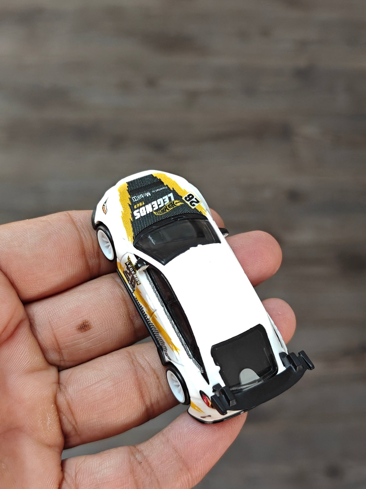 Premium Hot Wheels 2024 Honda Civic Type R (Uncarded - New) - Kinder Logs