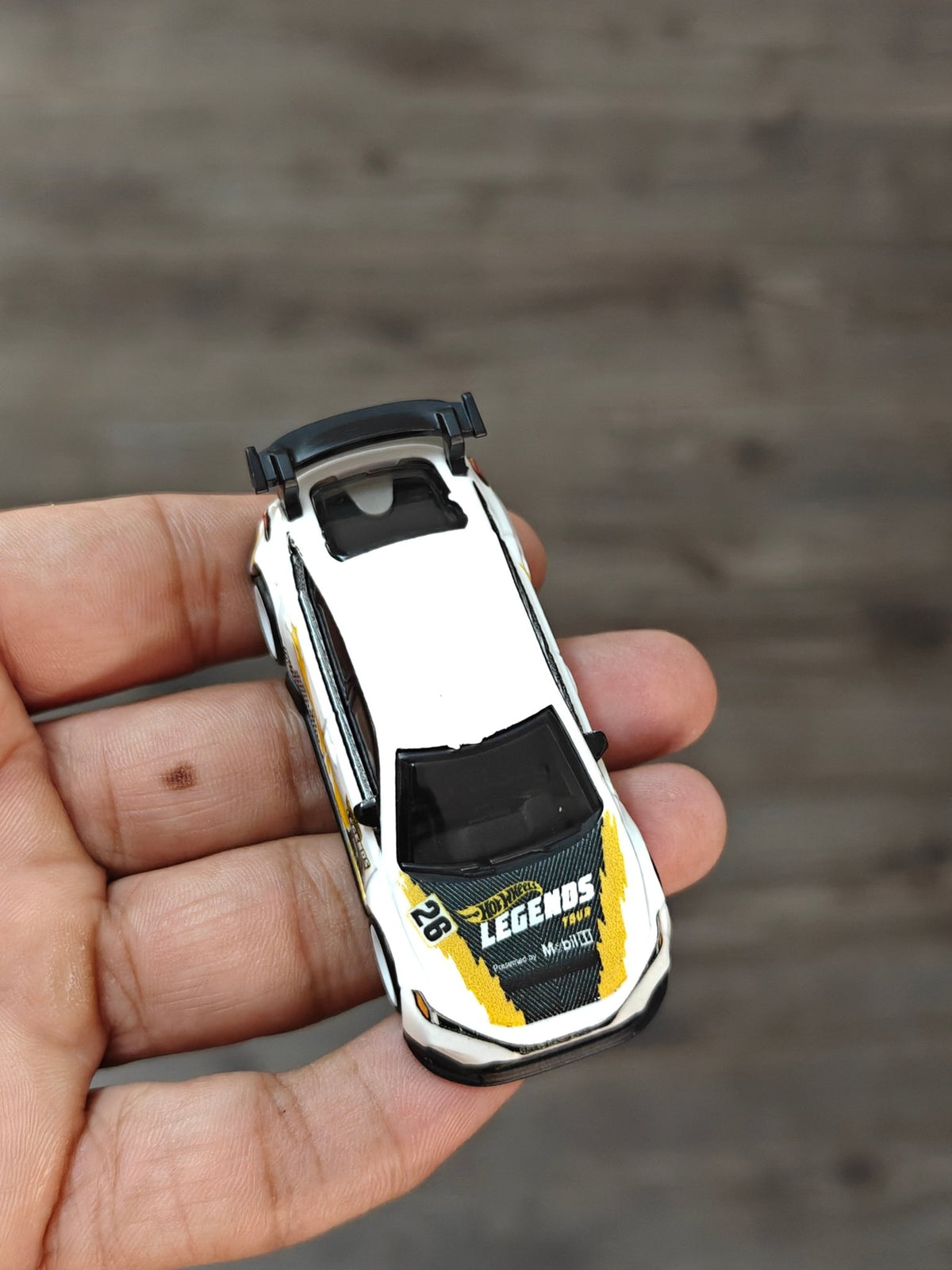 Premium Hot Wheels 2024 Honda Civic Type R (Uncarded - New) - Kinder Logs