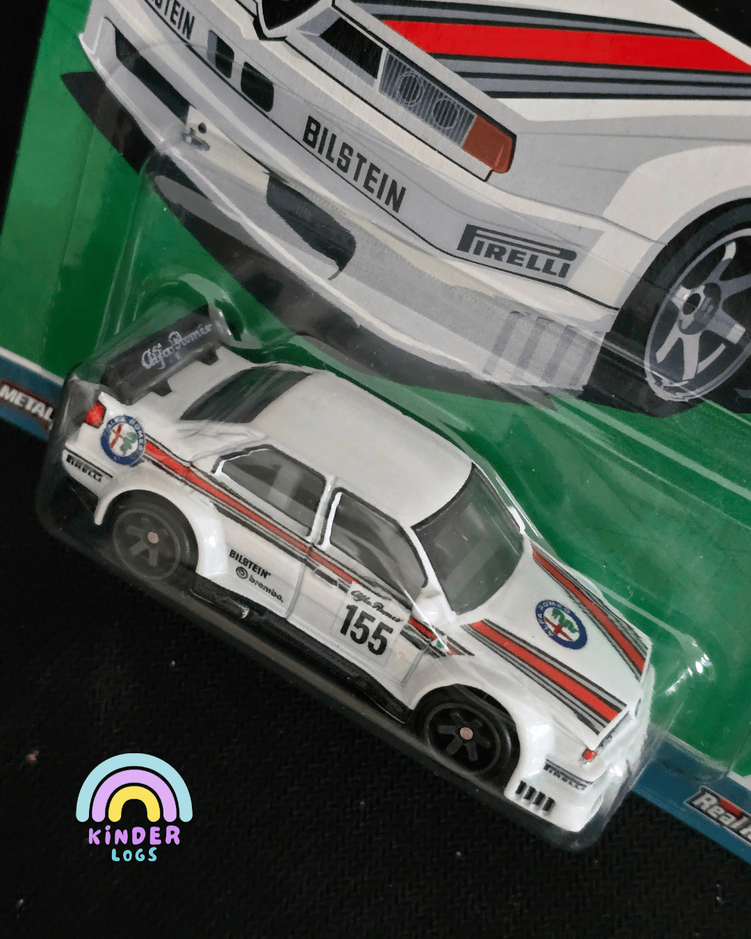 Premium Hot Wheels Alfa Romeo 155 V6 Ti Spettacolare - Kinder Logs