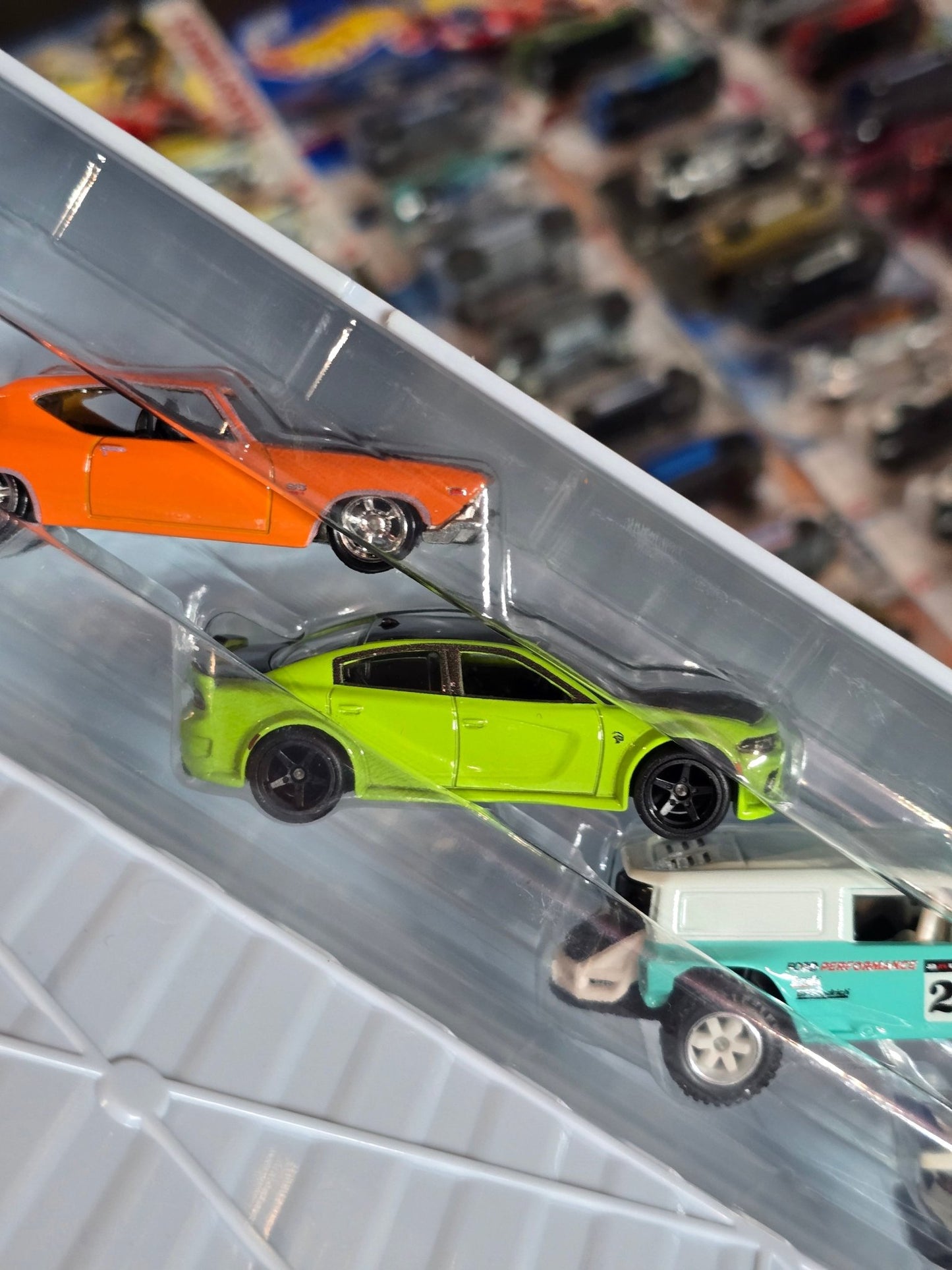 Premium Hot Wheels American Scene Container (5 Cars Pack) - Kinder Logs