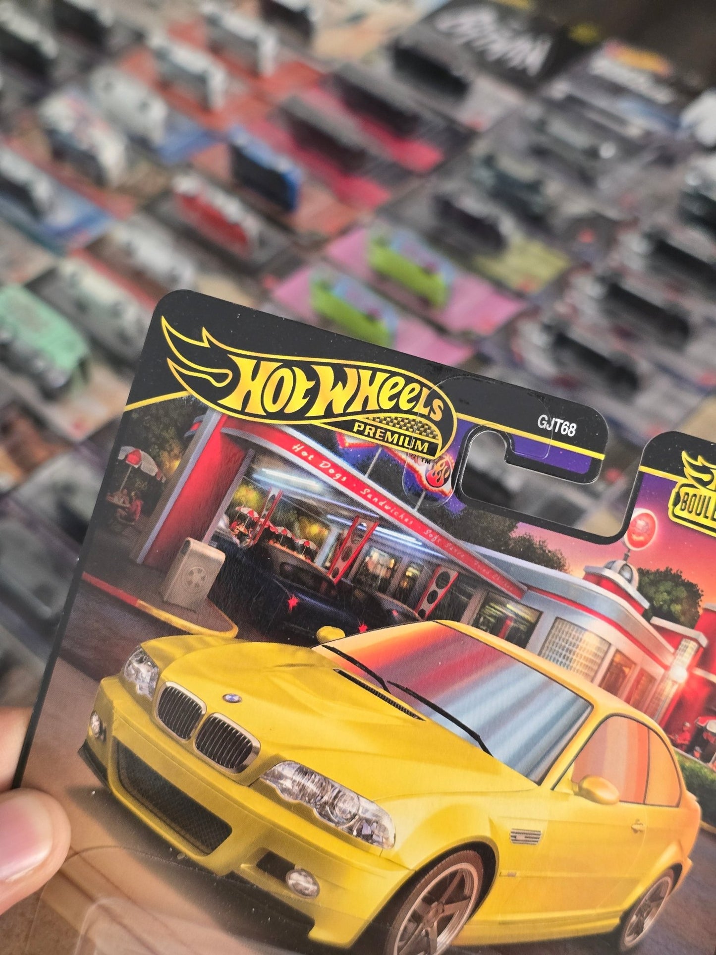 Premium Hot Wheels BMW M3 - Boulevard 115 (Imported) - Kinder Logs