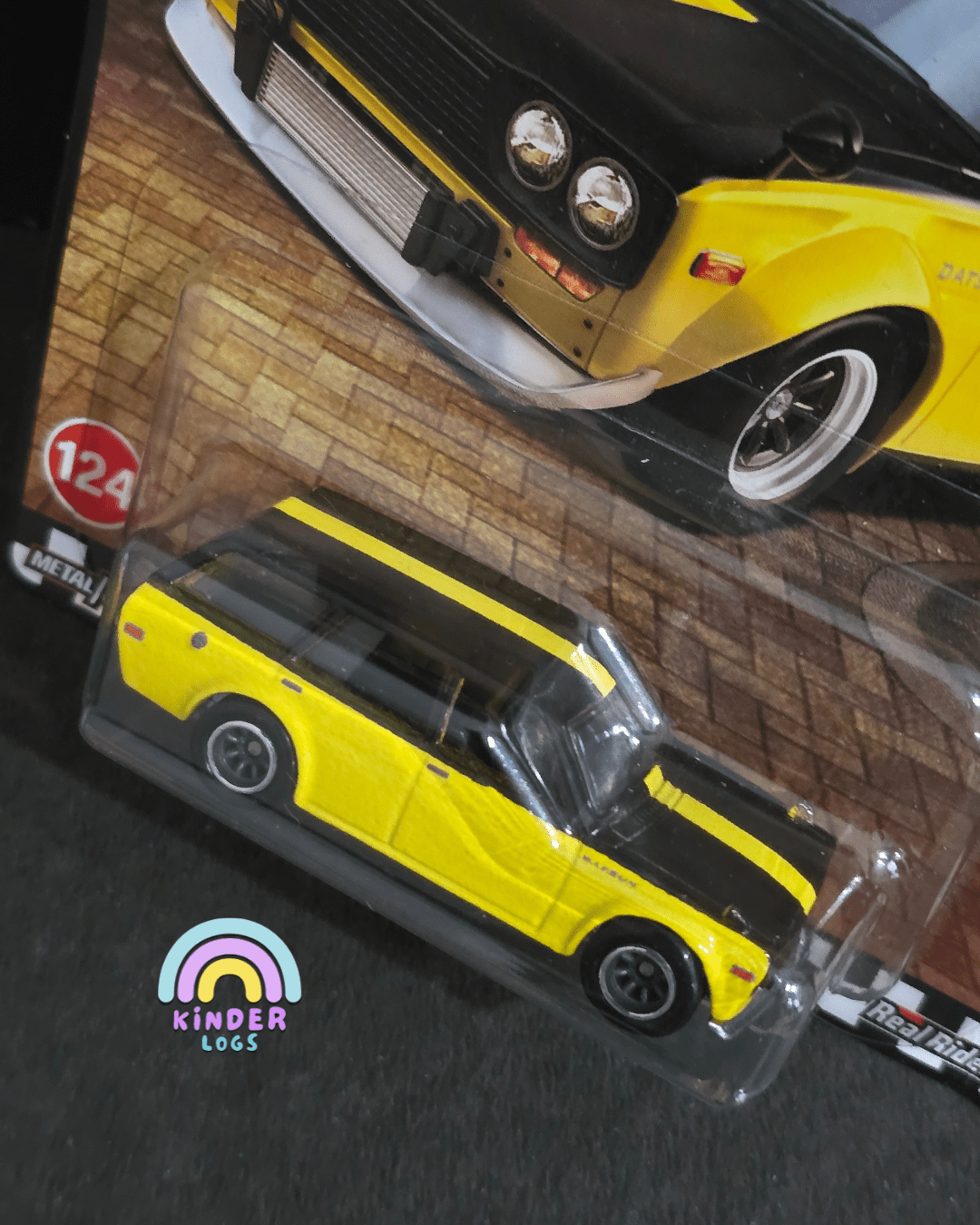 Premium Hot Wheels Datsun 510 Wagon - Boulevard 124 (Imported) - Kinder Logs