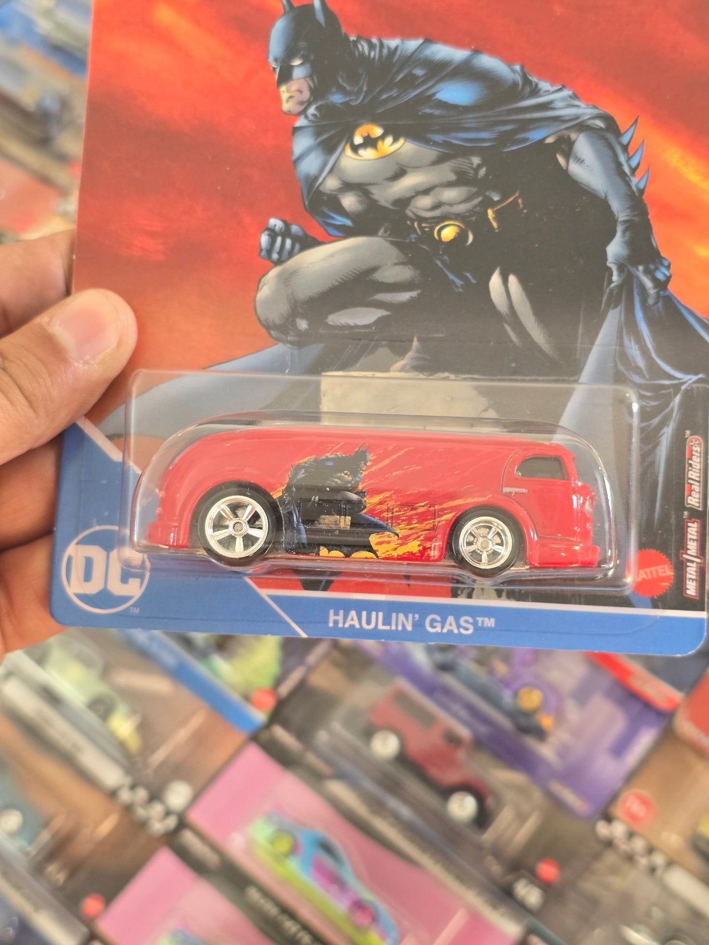 Premium Hot Wheels DC Batman Haulin' Gas (Imported) - Kinder Logs
