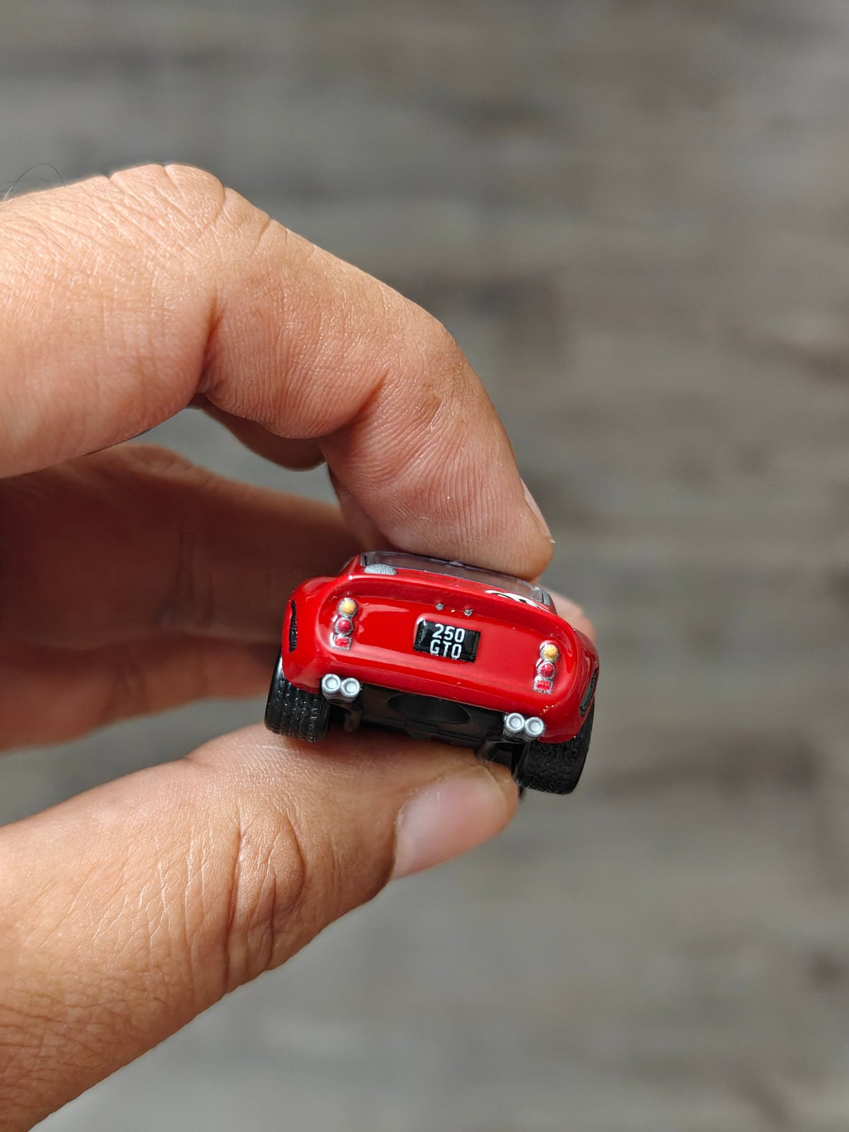 Premium Hot Wheels Ferrari 250 GTO - Red (Uncarded - New) - Kinder Logs