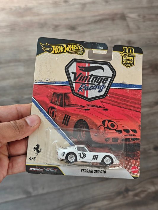 Premium Hot Wheels Ferrari 250 GTO - Vintage Racing (Imported) - Kinder Logs