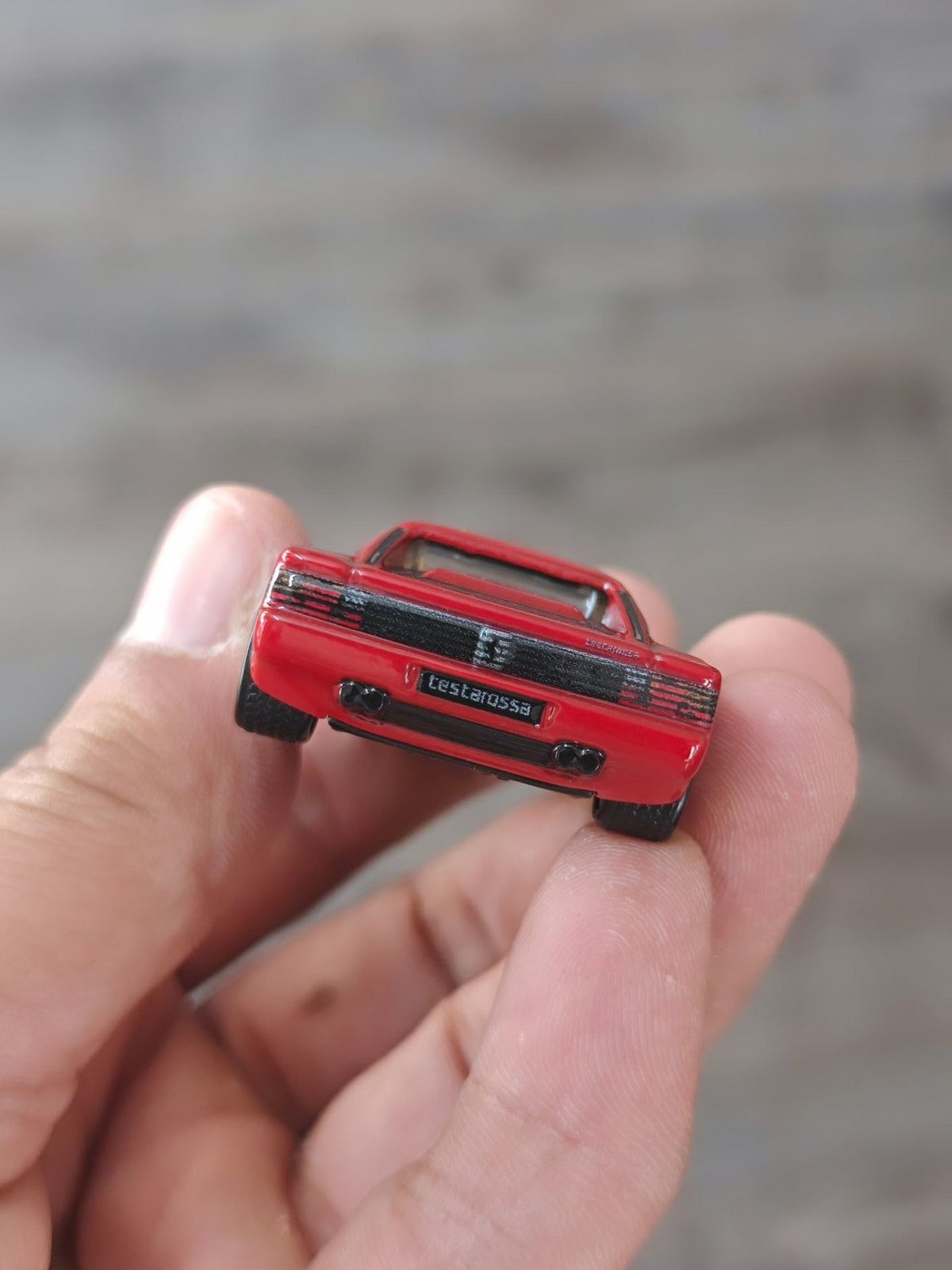 Premium Hot Wheels Ferrari Testarossa - Red (Uncarded - New) - Kinder Logs