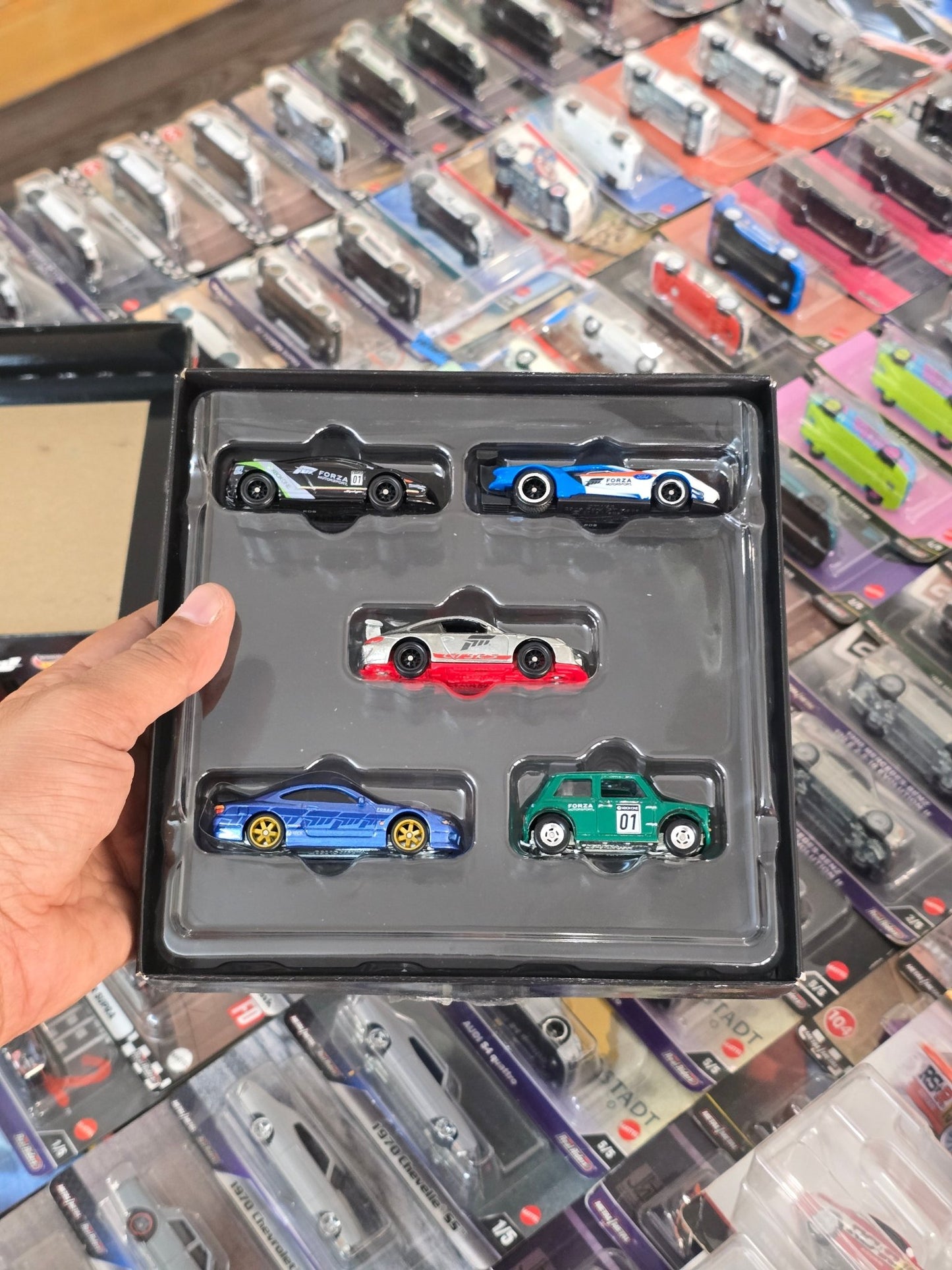 Premium Hot Wheels Forza Motorsport 5 - Car Pack (Imported) - Kinder Logs