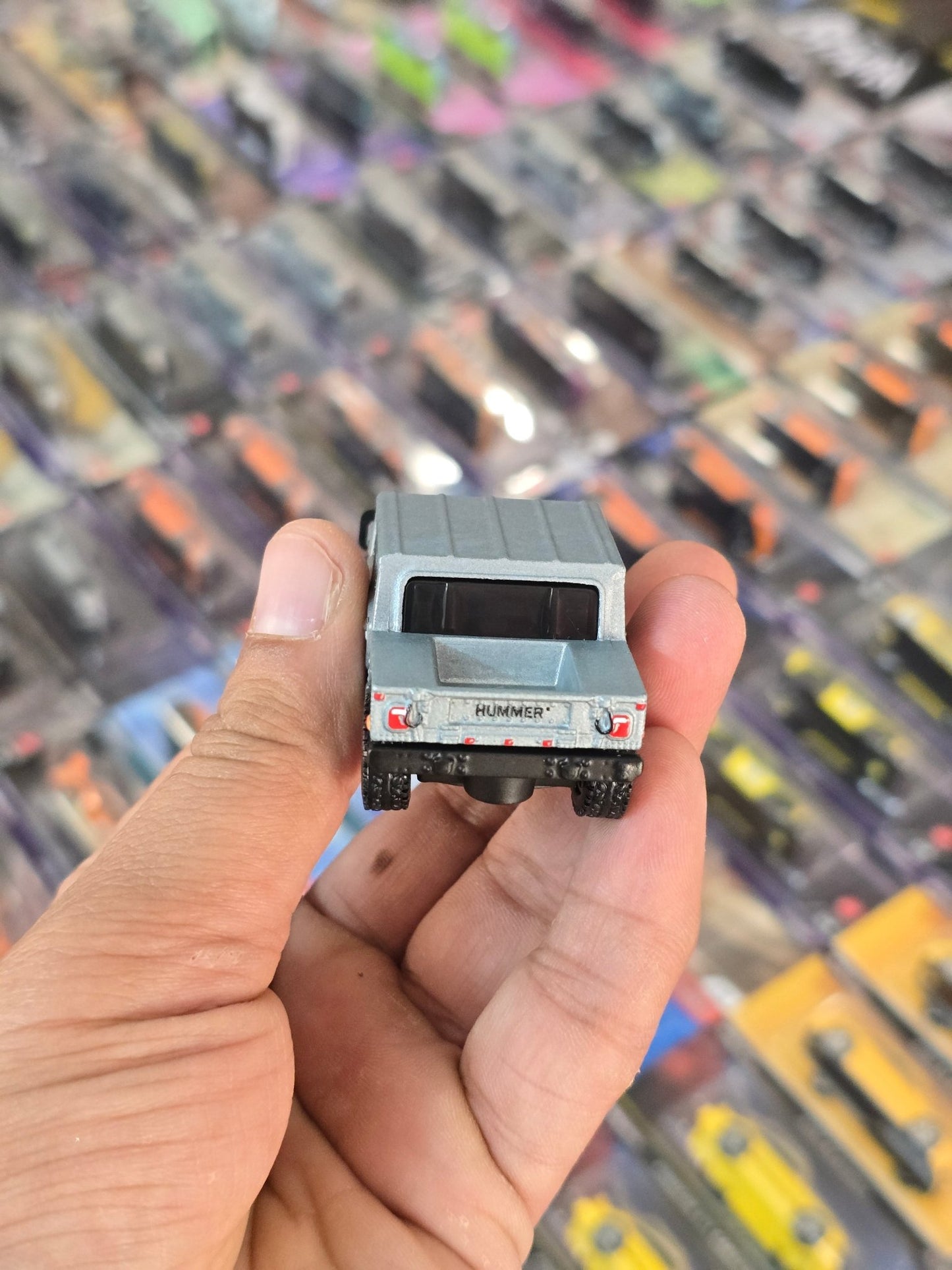Premium Hot Wheels Hummer H1 (Uncarded) - Kinder Logs