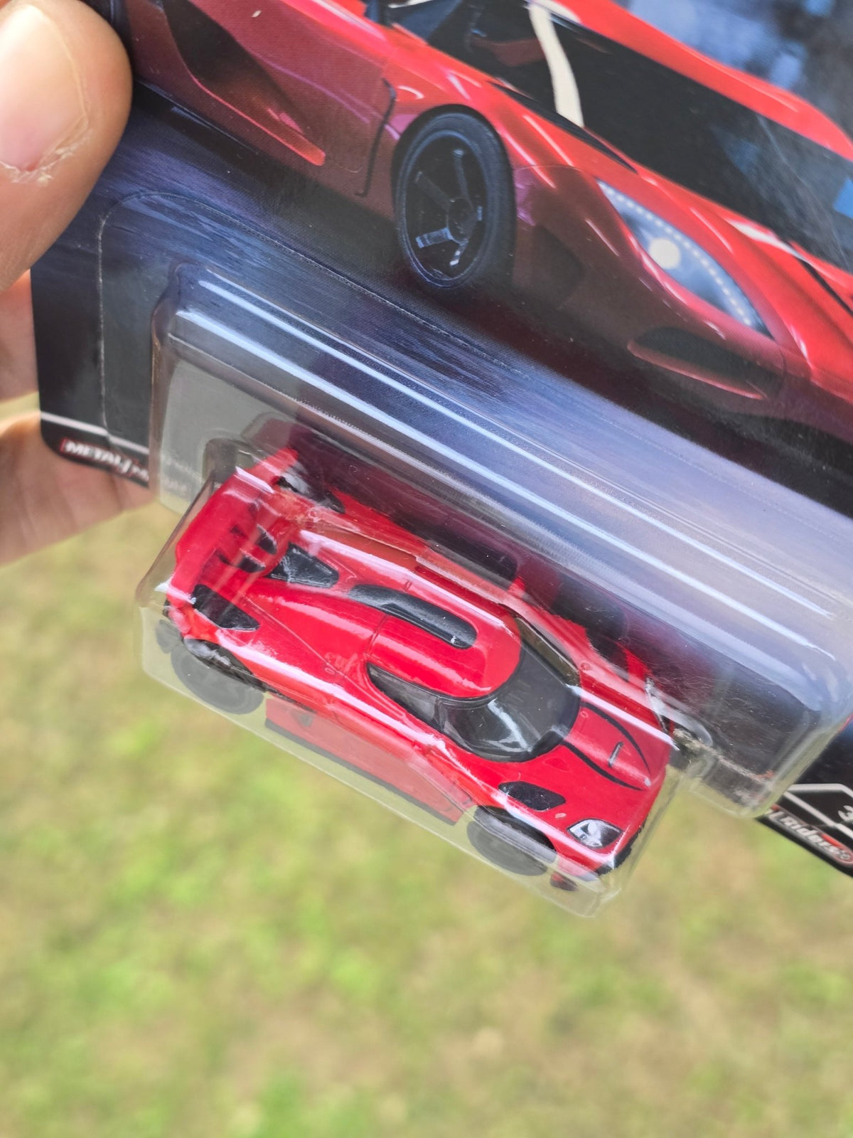 Premium Hot Wheels Koenigsegg Agera R - Red (Exotic Envy) - Kinder Logs