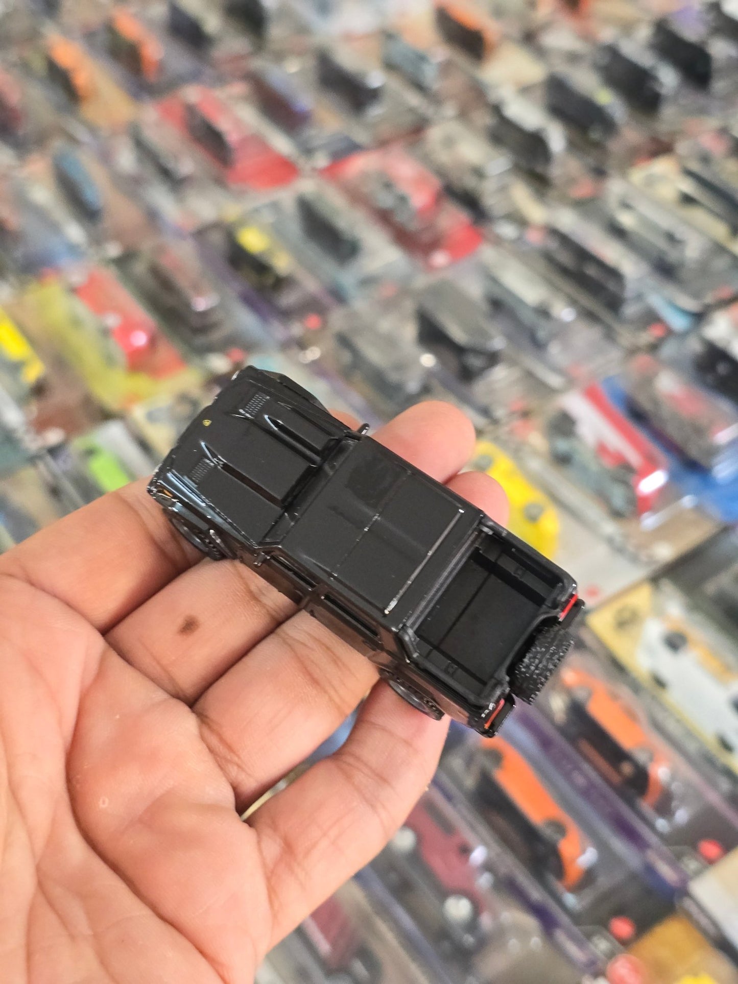 Premium Hot Wheels Lamborghini LM002 (Uncarded) - Kinder Logs