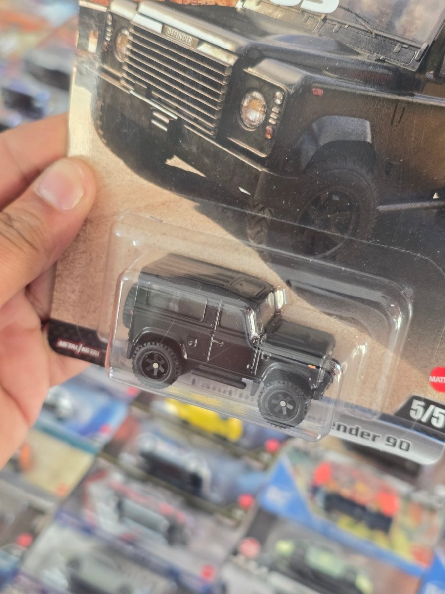 Premium Hot Wheels Land Rover Defender 90 - Fast & Furious (Imported) - Kinder Logs