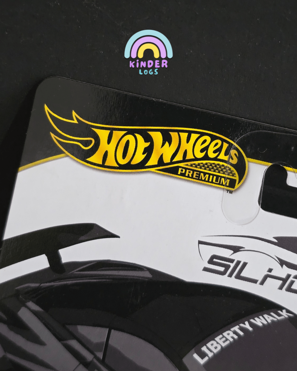 Premium Hot Wheels LB - Works McLaren 720S - CHASE 0/5 (Imported) - Kinder Logs