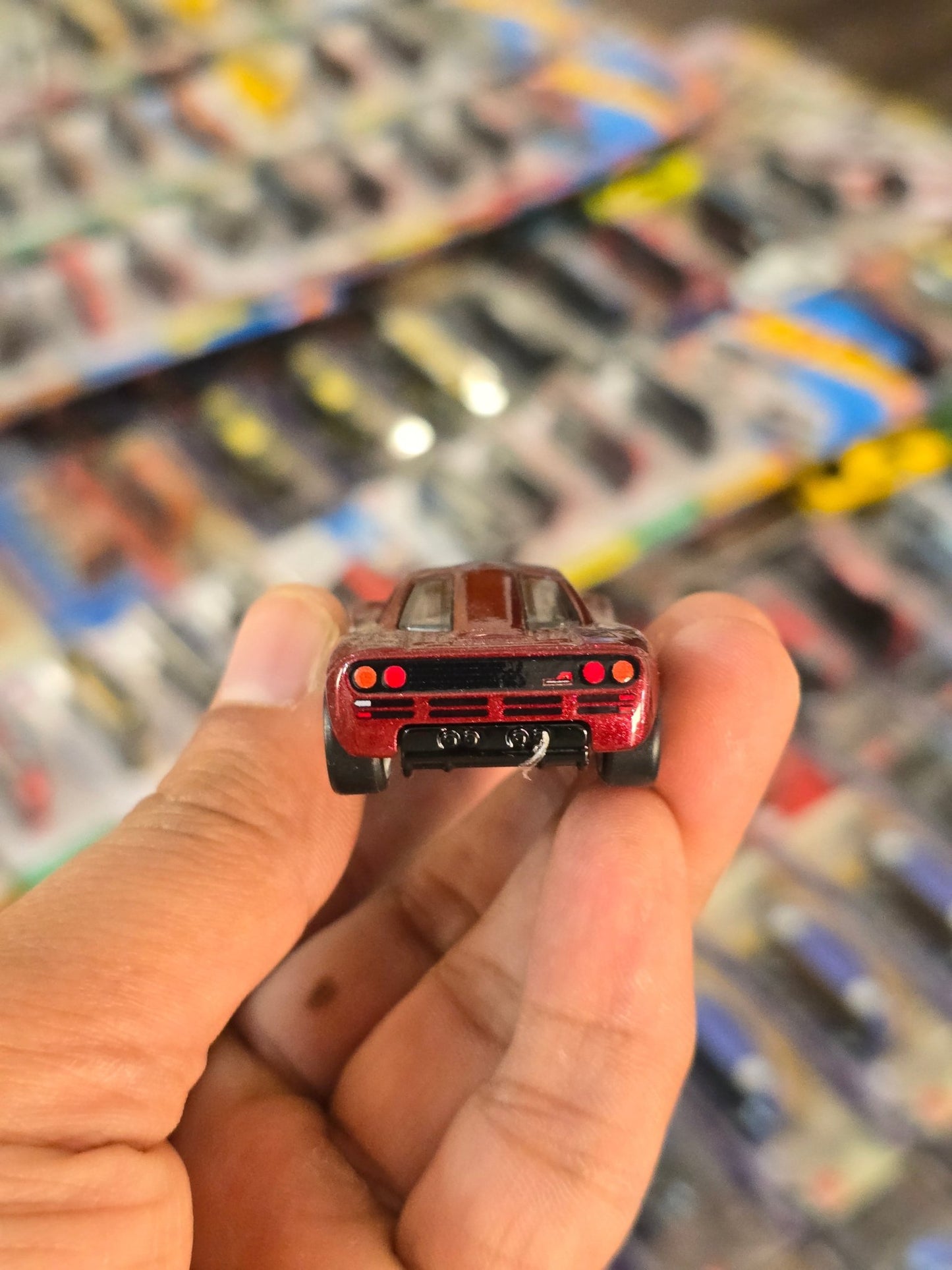 Premium Hot Wheels McLaren F1 (Uncarded) - Kinder Logs