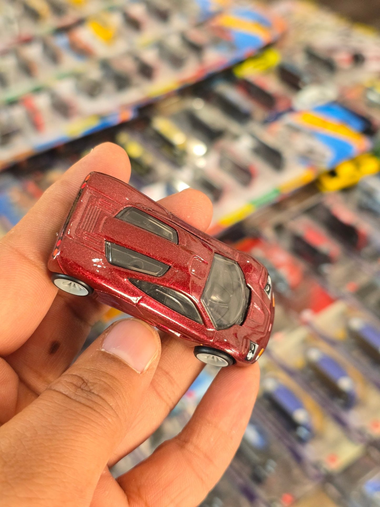 Premium Hot Wheels McLaren F1 (Uncarded) - Kinder Logs