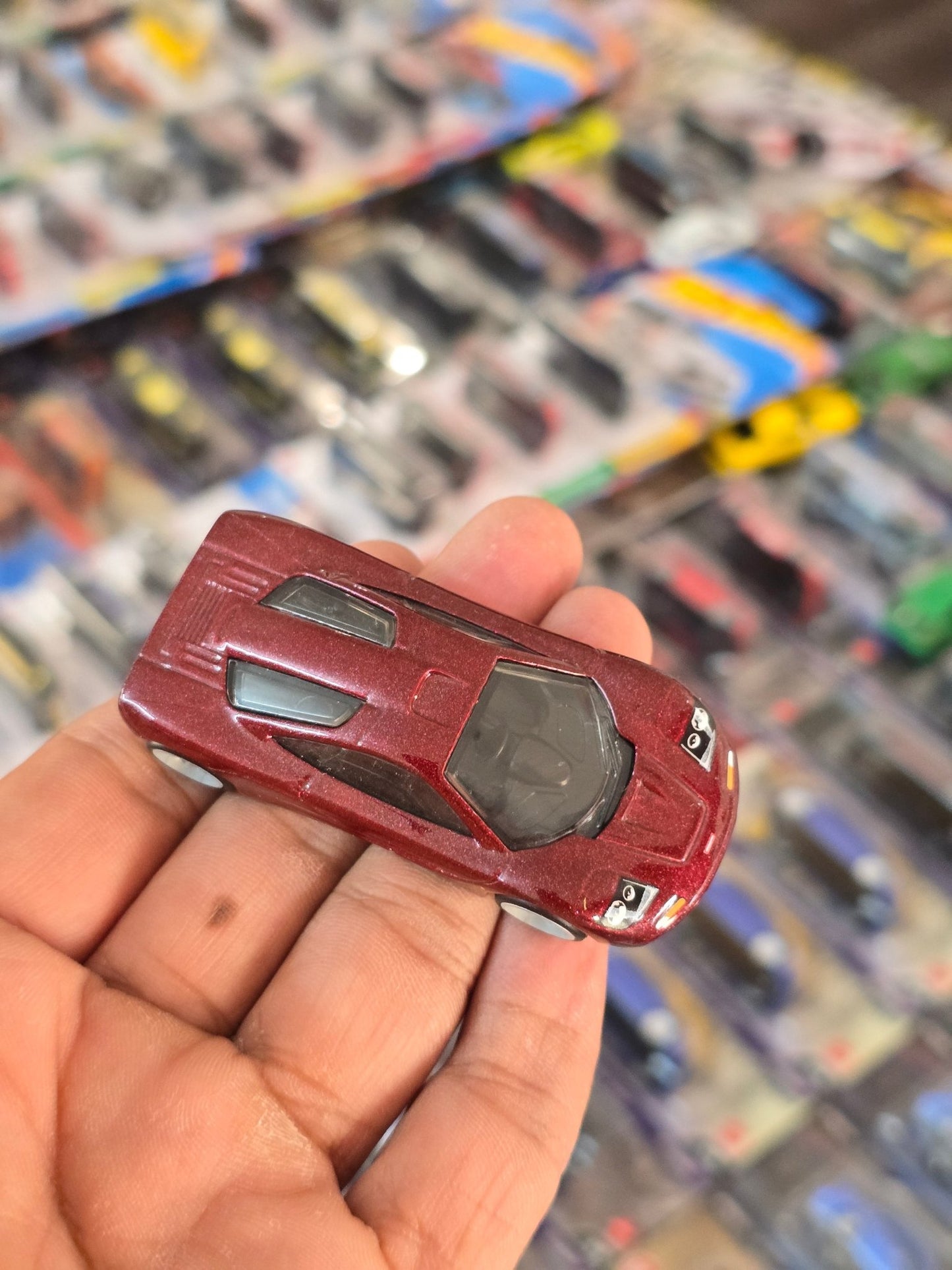 Premium Hot Wheels McLaren F1 (Uncarded) - Kinder Logs