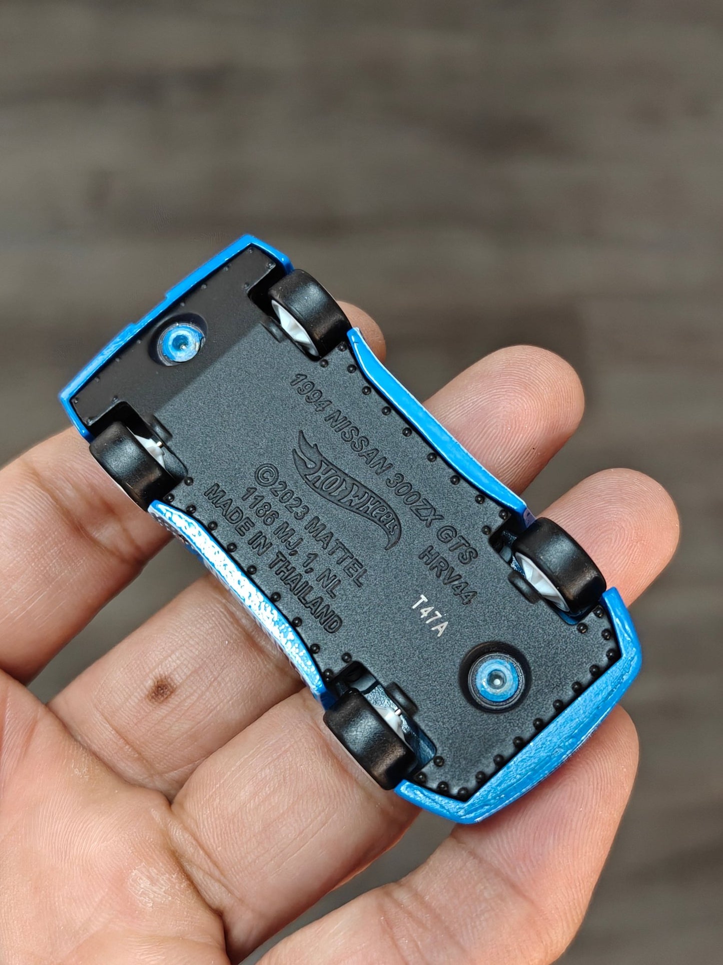 Premium Hot Wheels Nissan 300ZX - Blue (Uncarded - New) - Kinder Logs