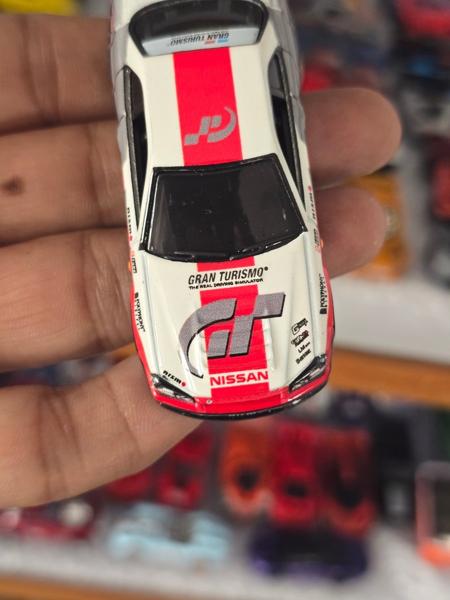 Premium Hot Wheels Nissan Skyline GT - R (BNR34) - Gran Turismo 7 (Uncarded) - Kinder Logs