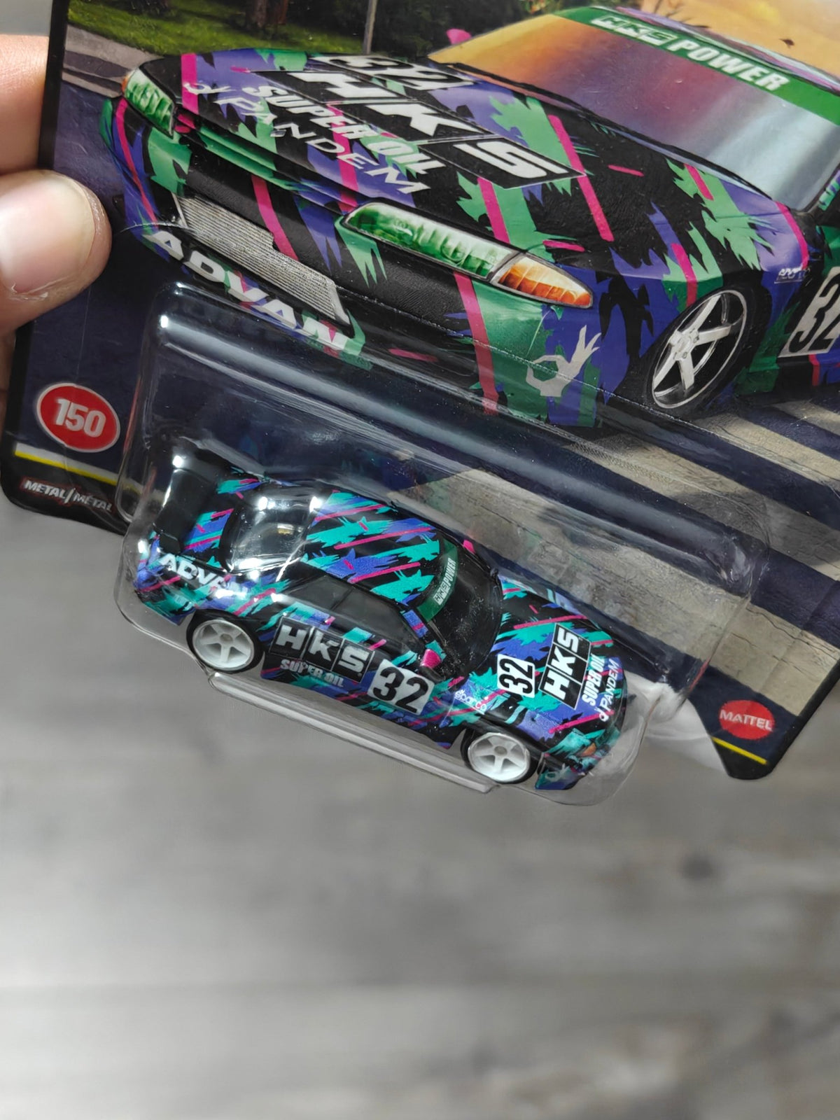 Premium Hot Wheels Nissan Skyline GT-R (R32) Pandem - Boulevard 150 (Imported) - Kinder Logs