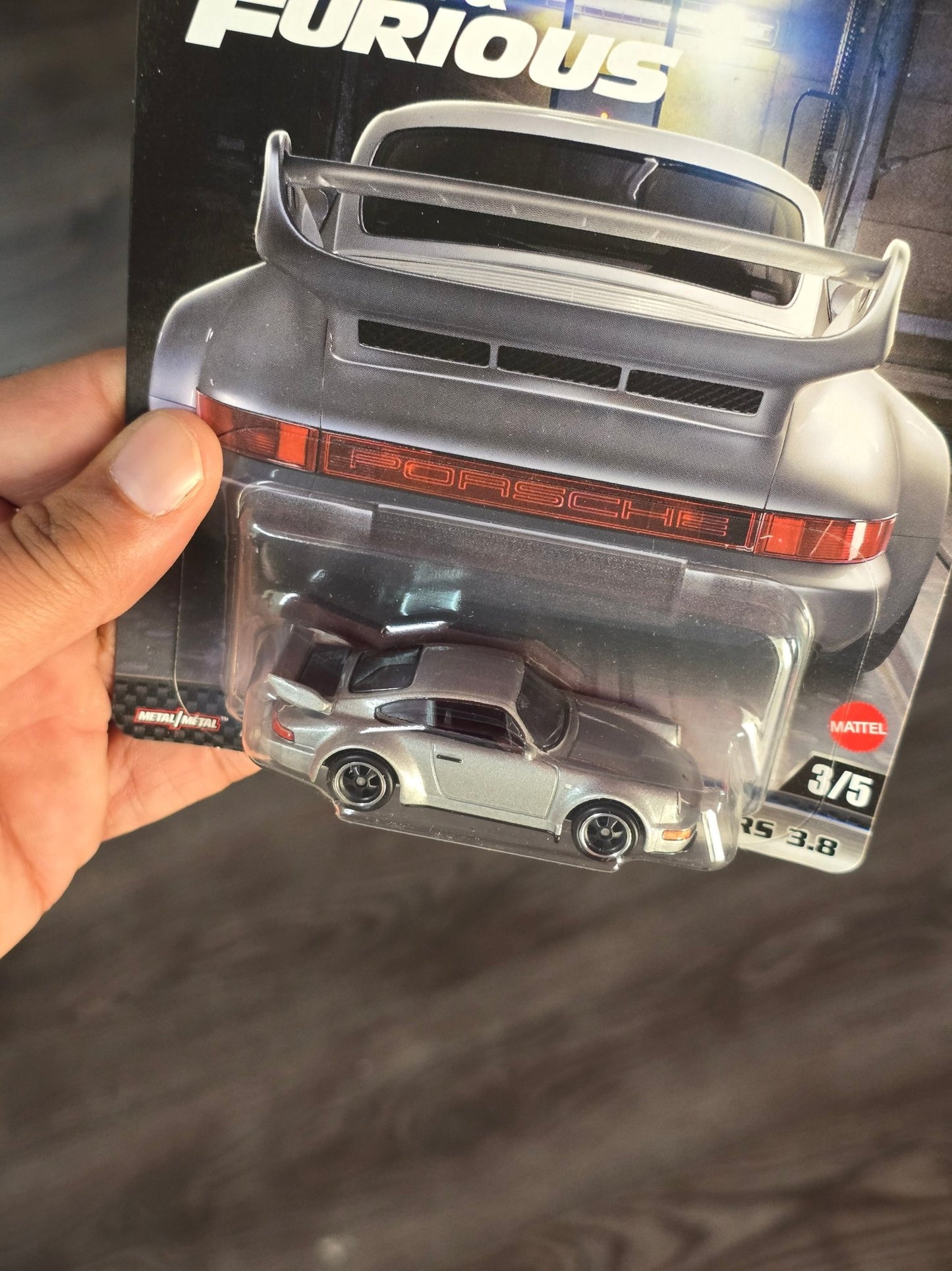 Premium Hot Wheels Porsche 911 Carrera 3.8 - Fast & Furious (Imported) - Kinder Logs