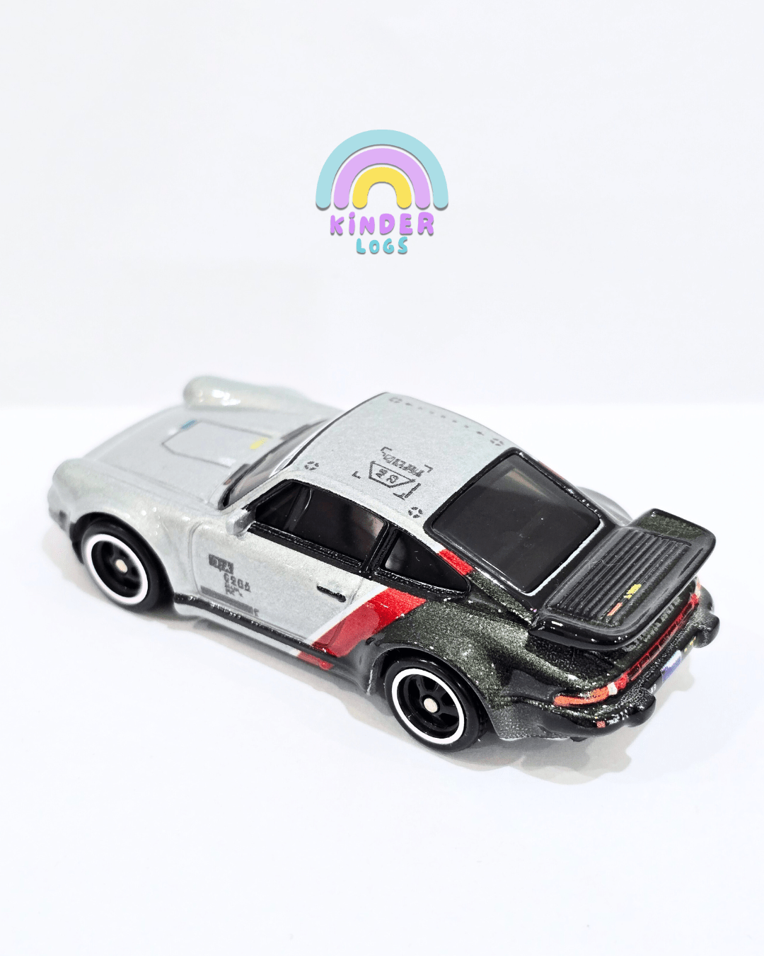 Premium Hot Wheels Porsche 911 Turbo (930) - Cyberpunk (Uncarded) - Kinder Logs