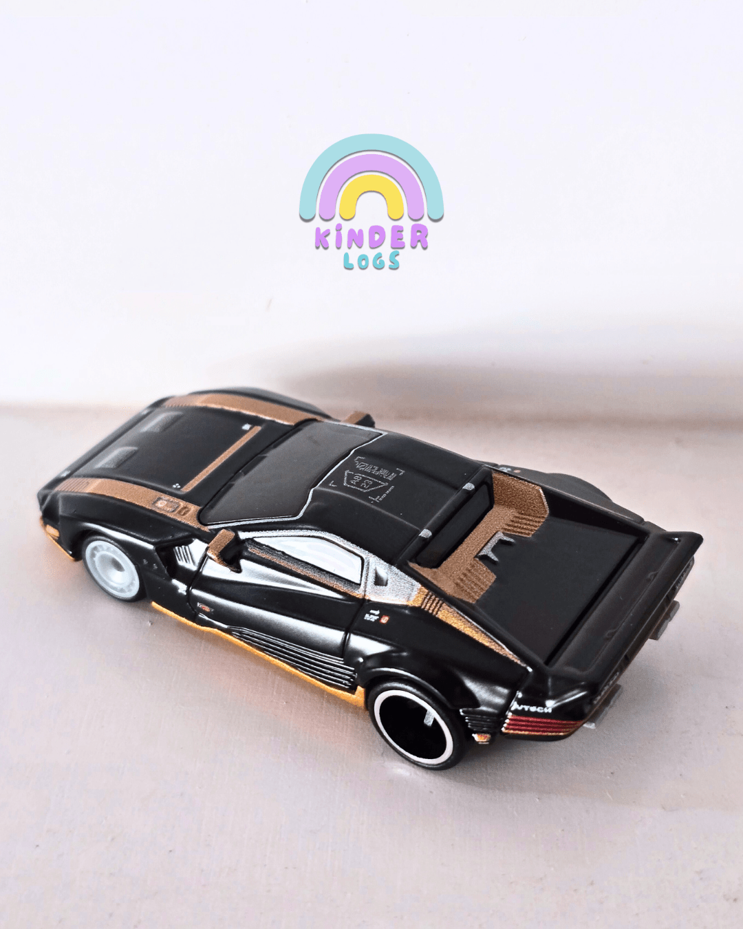 Premium Hot Wheels Quadra Turbo - R V - Tech (Uncarded - New) - Kinder Logs