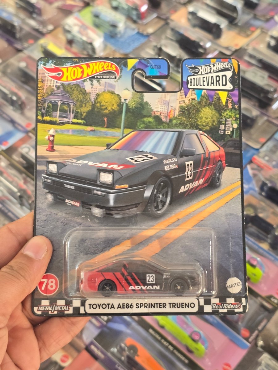 Premium Hot Wheels Toyota AE86 Sprinter Trueno Advan - Boulevard 78 - Kinder Logs