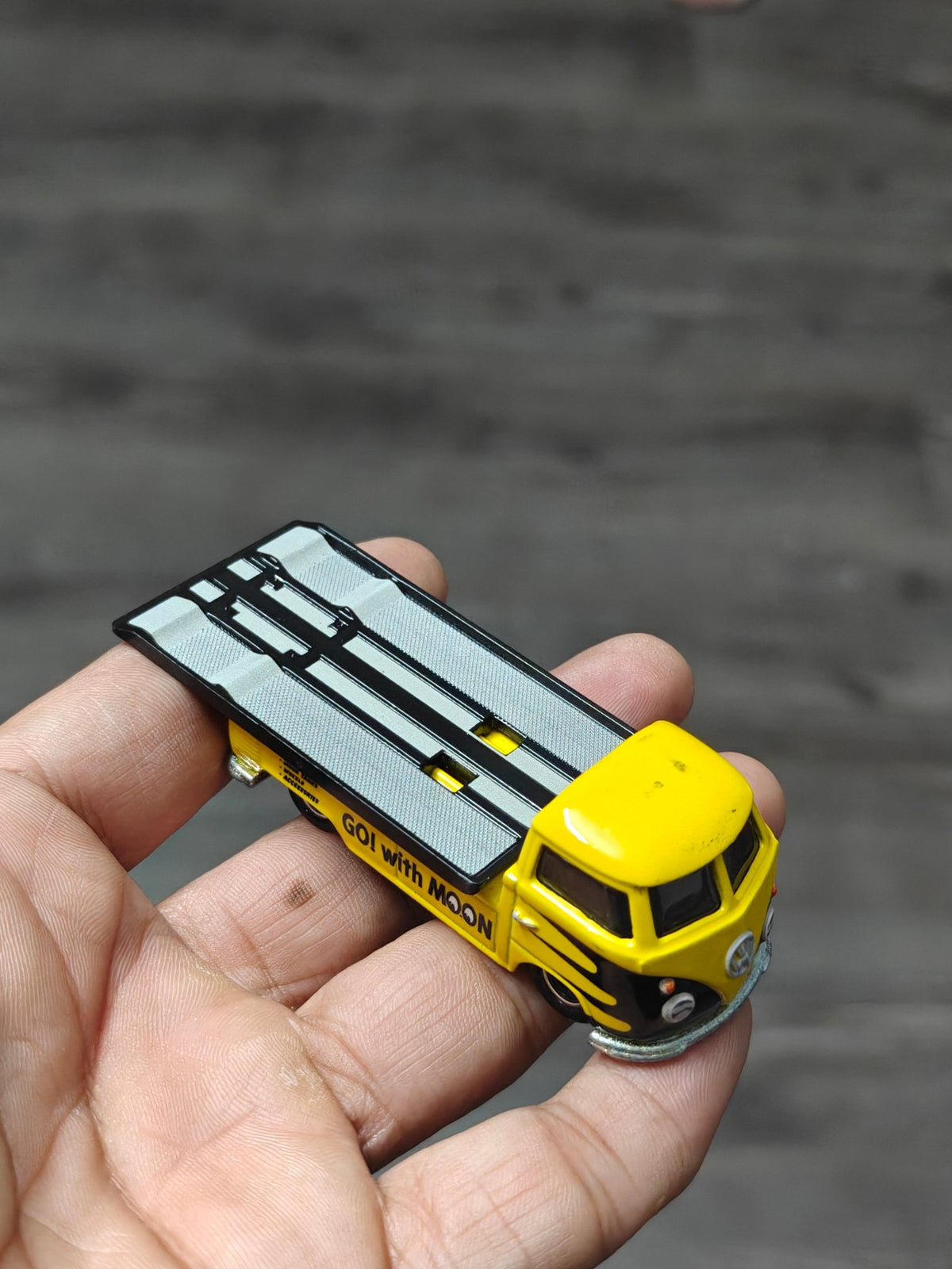Premium Hot Wheels Volkswagen T1 Pickup "Moon Eyes" (Pre - Owned) - Kinder Logs