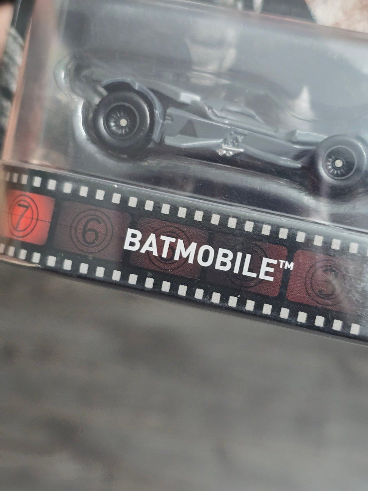Real Riders Hot Wheels Batmobile (Rare Card) - Kinder Logs