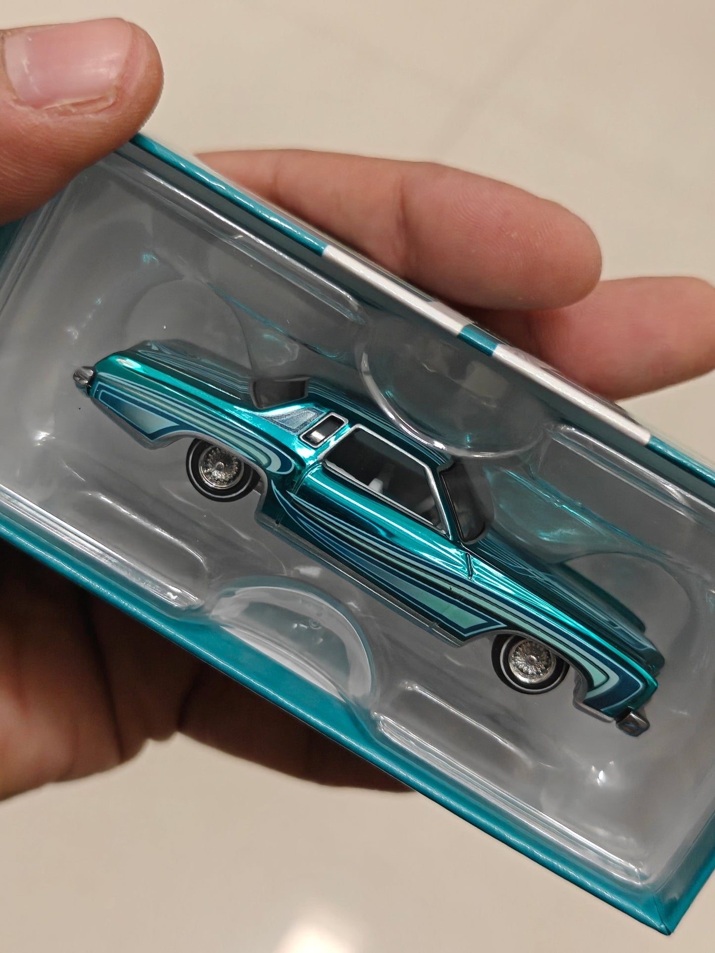 RLC Exclusive Hot Wheels 1975 Chevrolet Monte Carlo - Kinder Logs