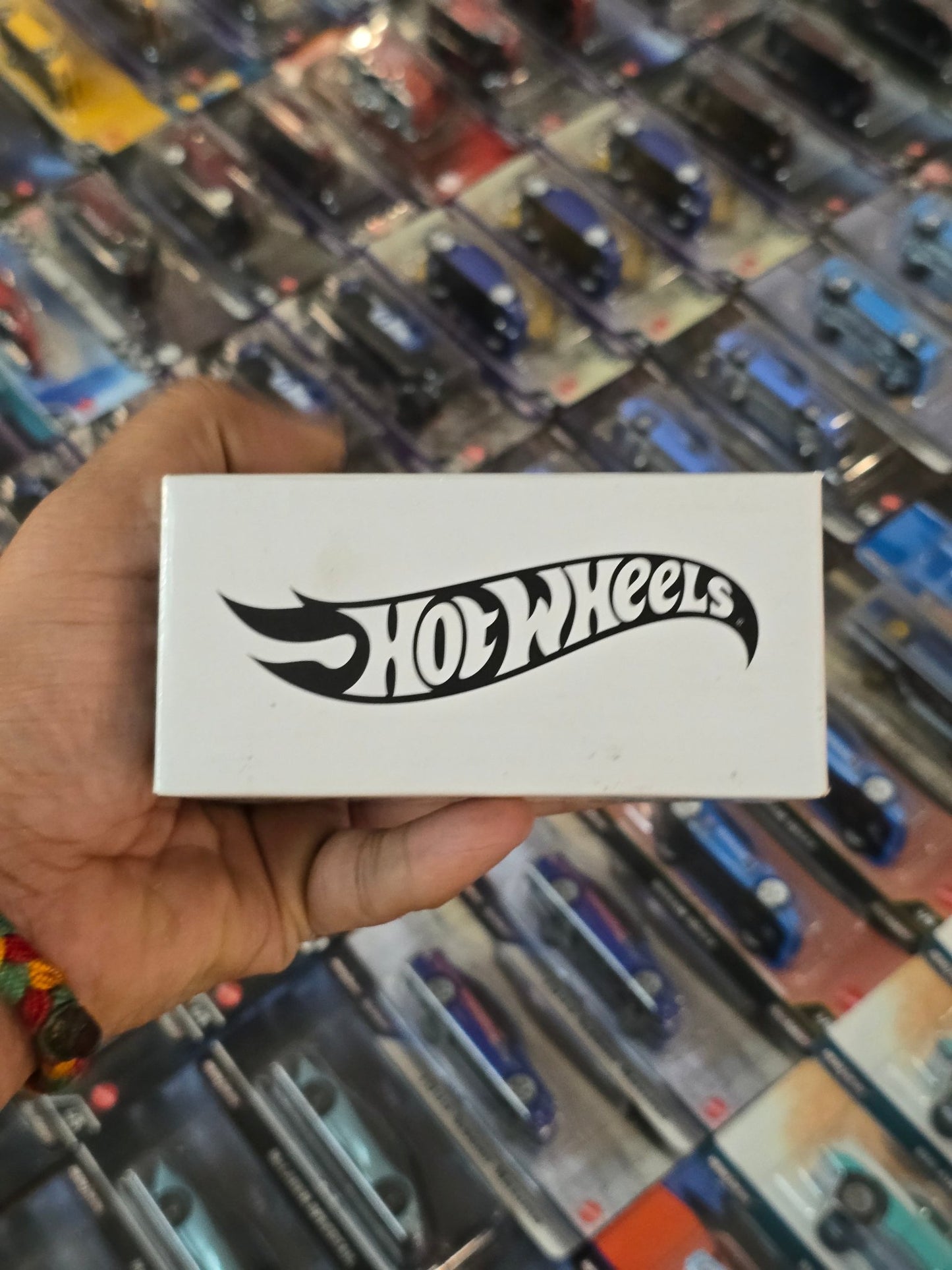 RLC Exclusive Hot Wheels "Kawa - Bug - A" 1949 VW Beetle (Aqua) - Kinder Logs